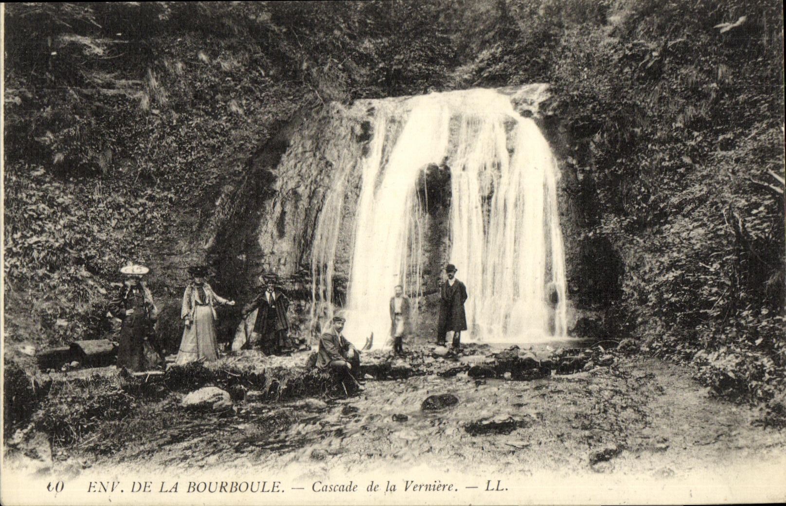VINTAGE POSTCARD Env Of Bourboule Cascades of Verniere