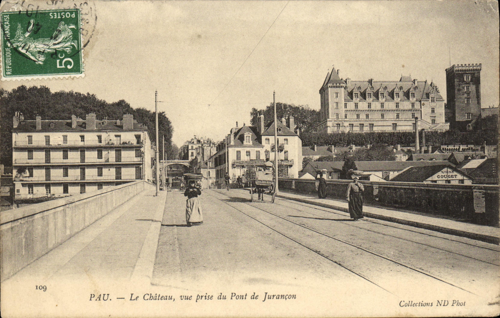 VINTAGE POSTCARD Pau the Castle Seen from of the Bridge De Jurancon