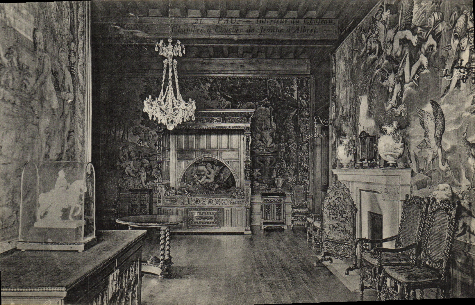 VINTAGE POSTCARD Pau Interieur of the Castle Room has to sleep of Jeanne D Albert