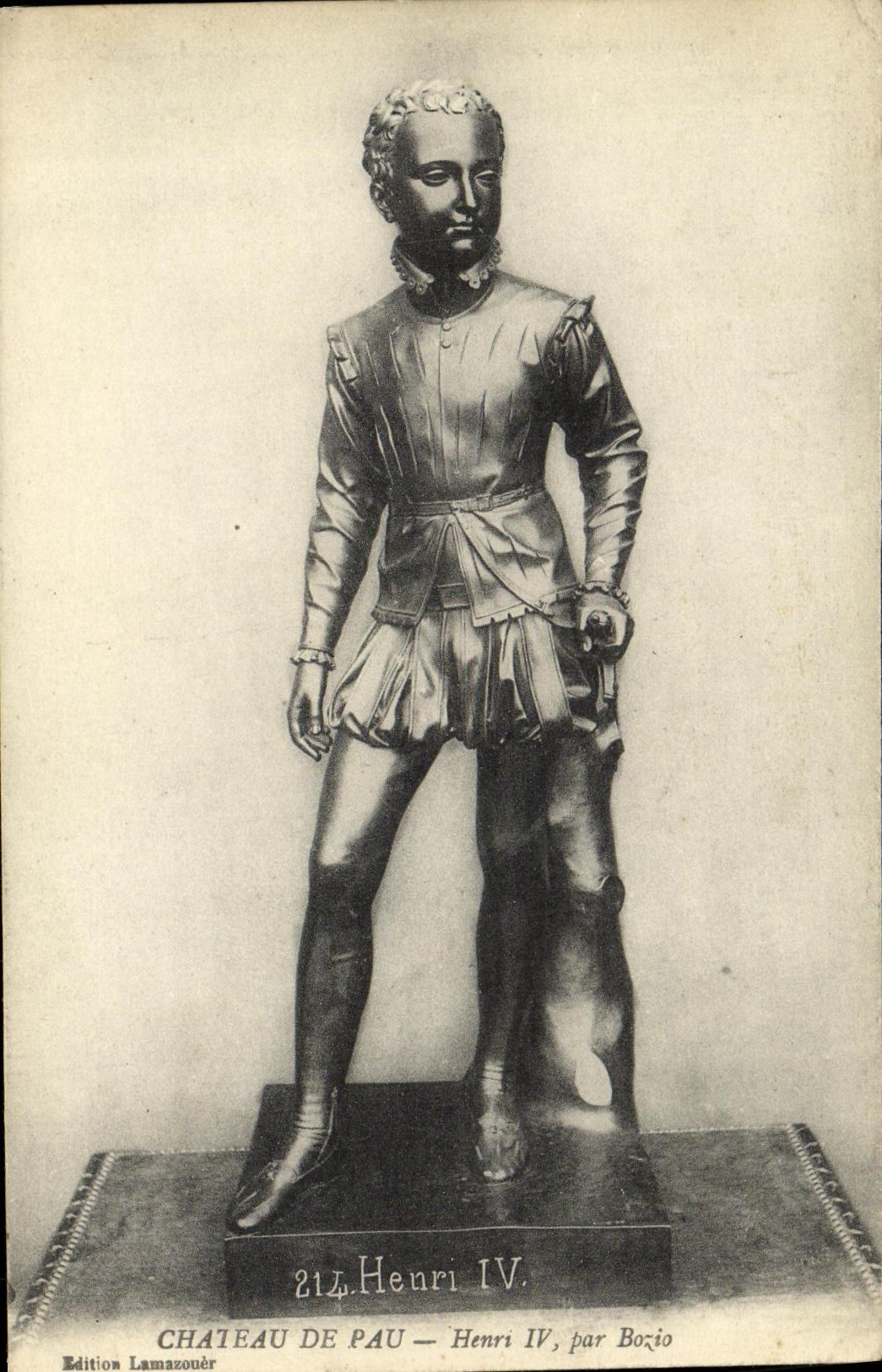 VINTAGE POSTCARD Castle Of Pau Henri IV by Bozio