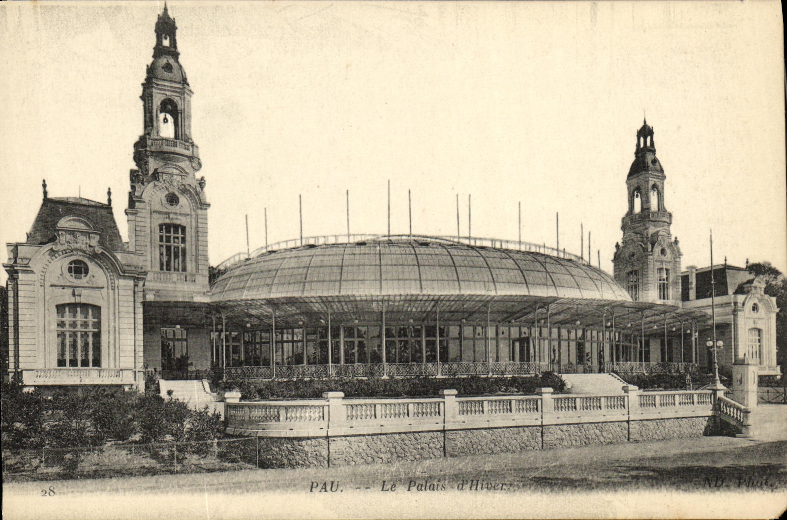 VINTAGE POSTCARD Pau the Palate D Winter