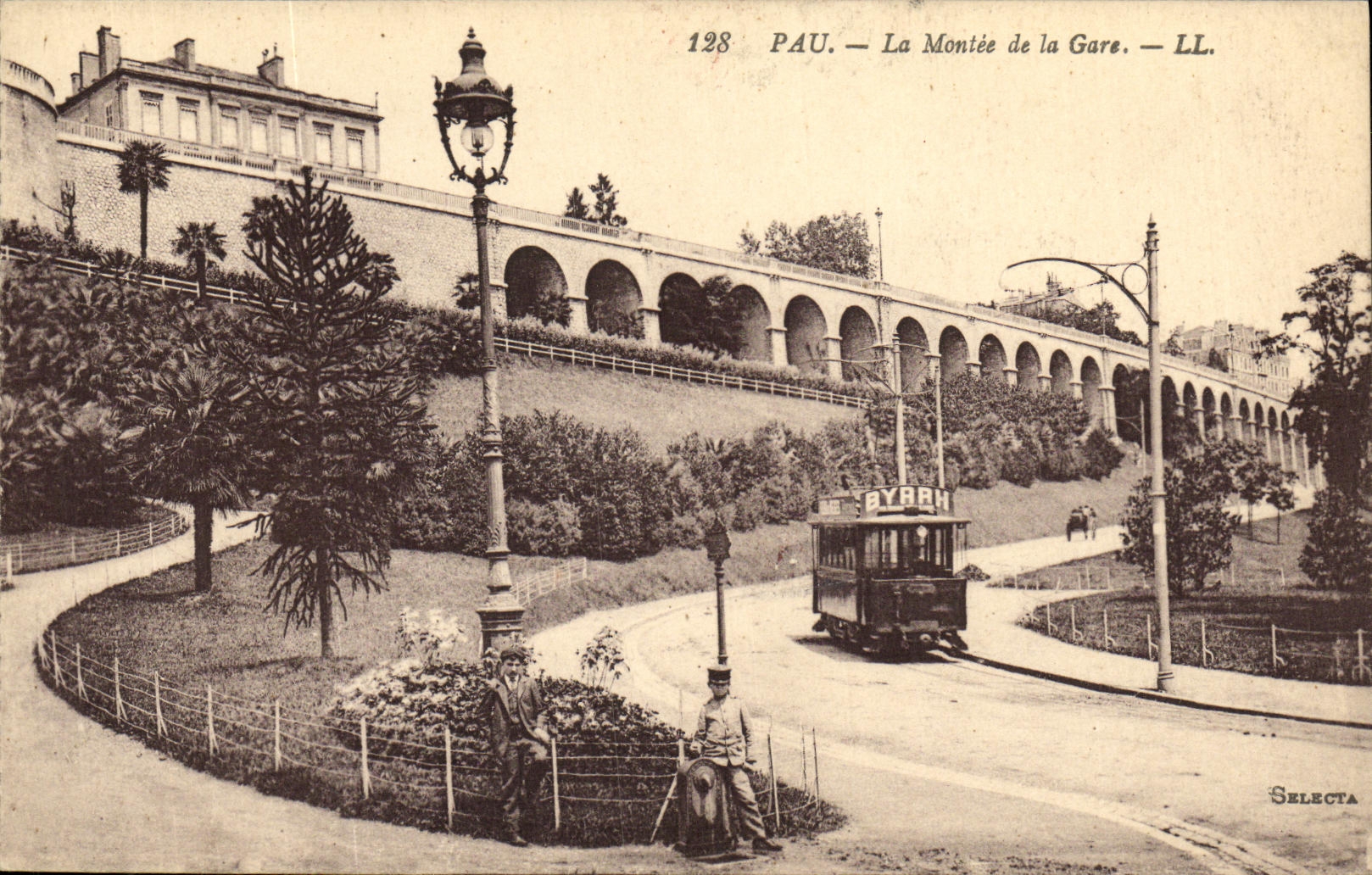 VINTAGE POSTCARD Pau Rise of the Station Byrrh Tram