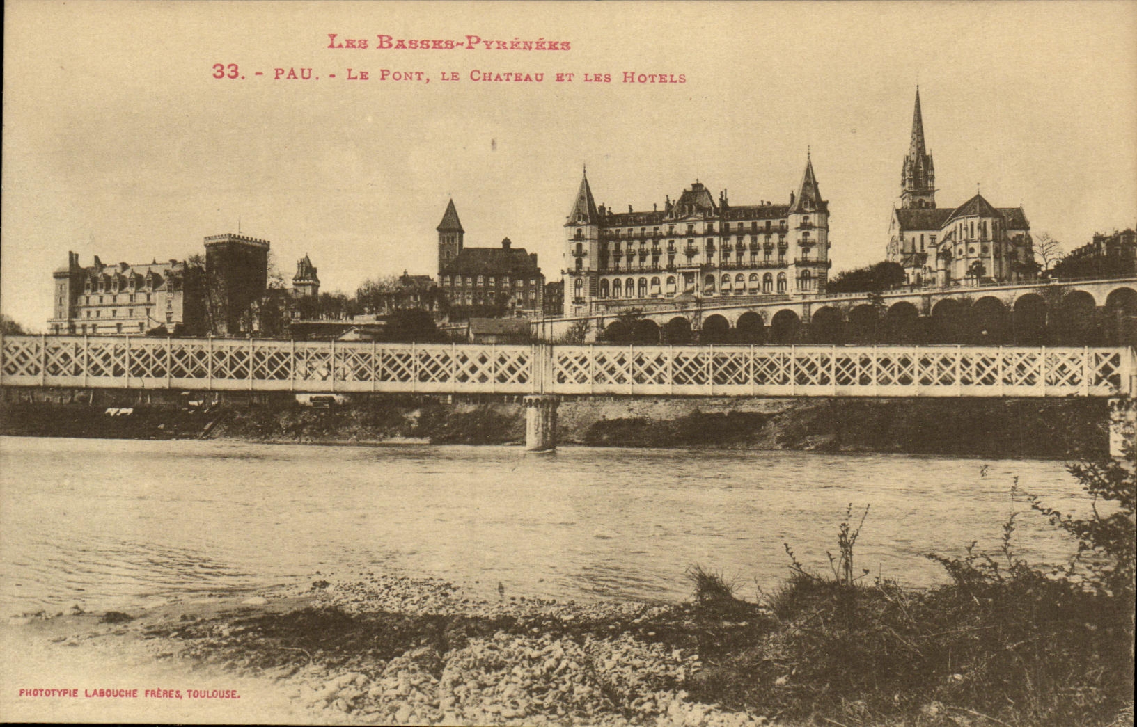 VINTAGE POSTCARD Pau the Bridge the Castle And Hotels