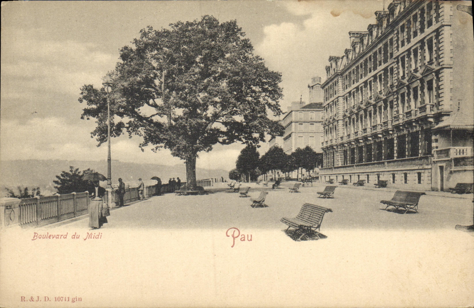 VINTAGE POSTCARD Pau Boulevard Midday