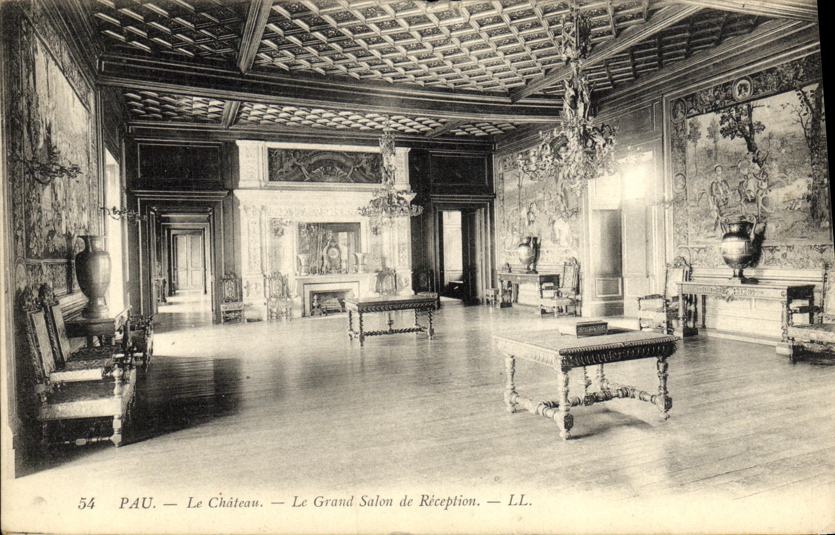 VINTAGE POSTCARD Pau the Castle the Large Reception room