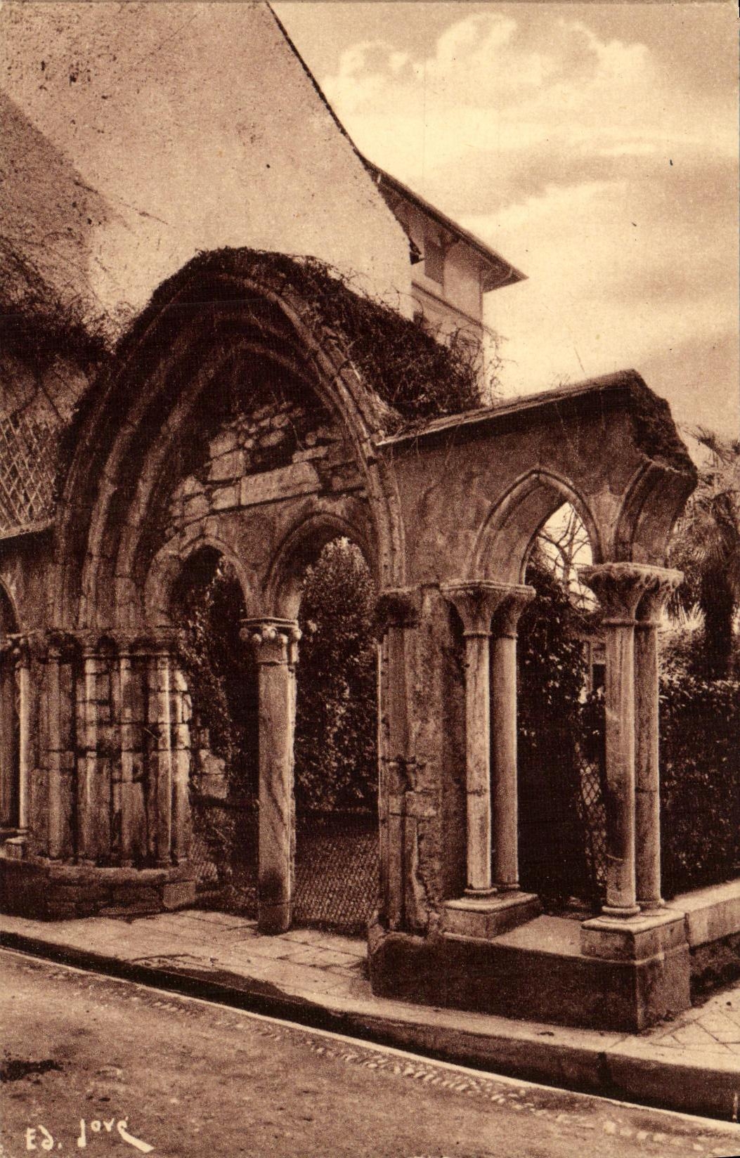 VINTAGE POSTCARD Bagneres De Bigorre the Gate St Jean Old theater