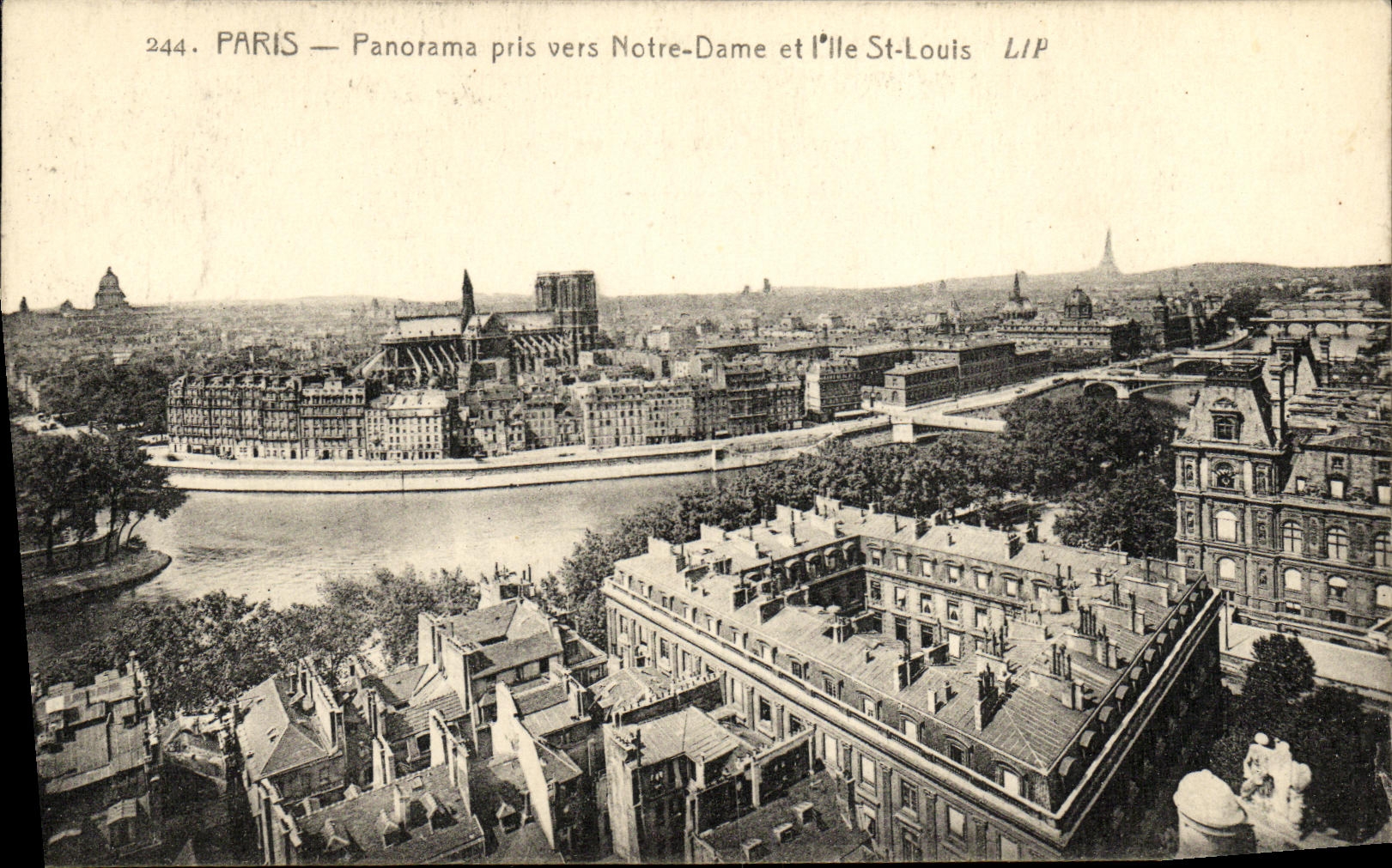 CPA Paris Panorama pris vers Notre Dame et l lle St Louis