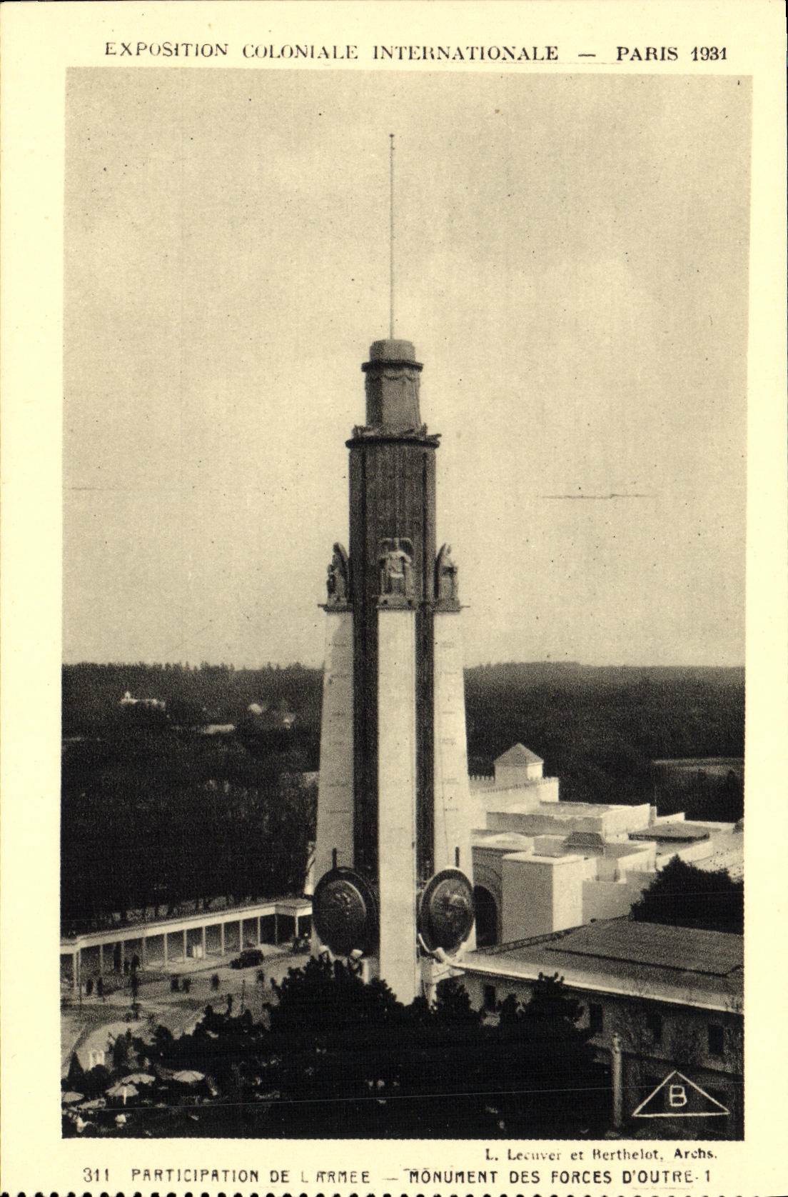 CPA Paris Exposition Coloniale Internationale 1931 Participation de l armee Monument des victoires d Outre Mer
