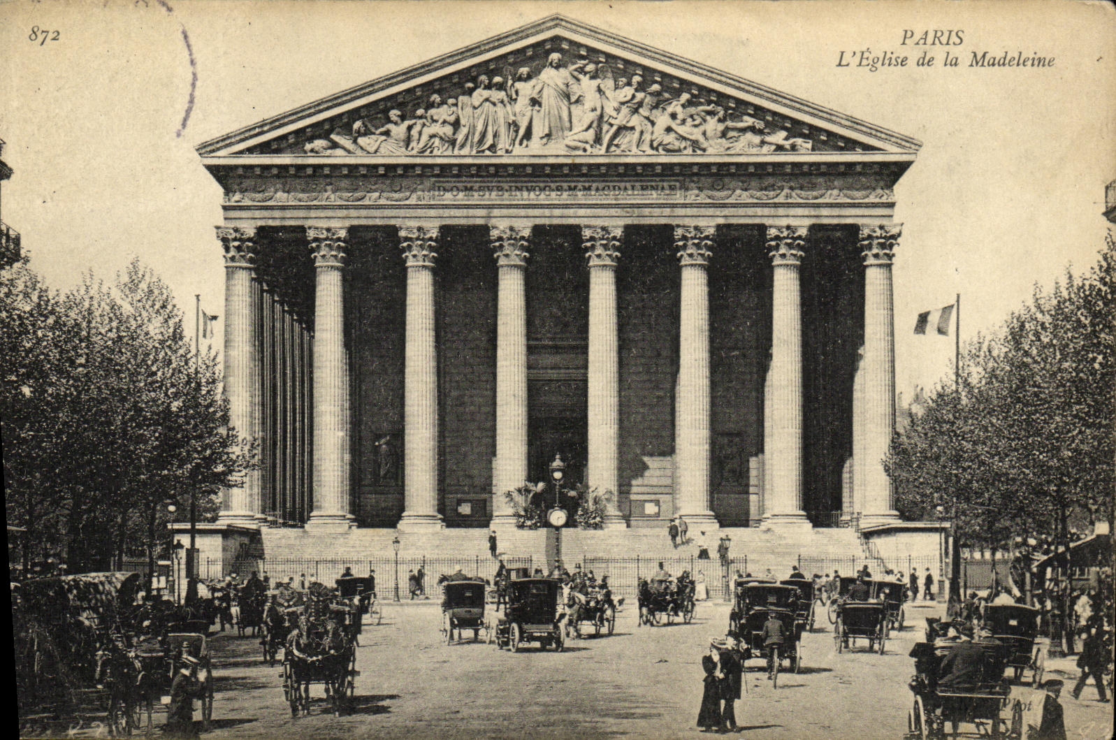 CPA Paris L Eglise de la Madeline