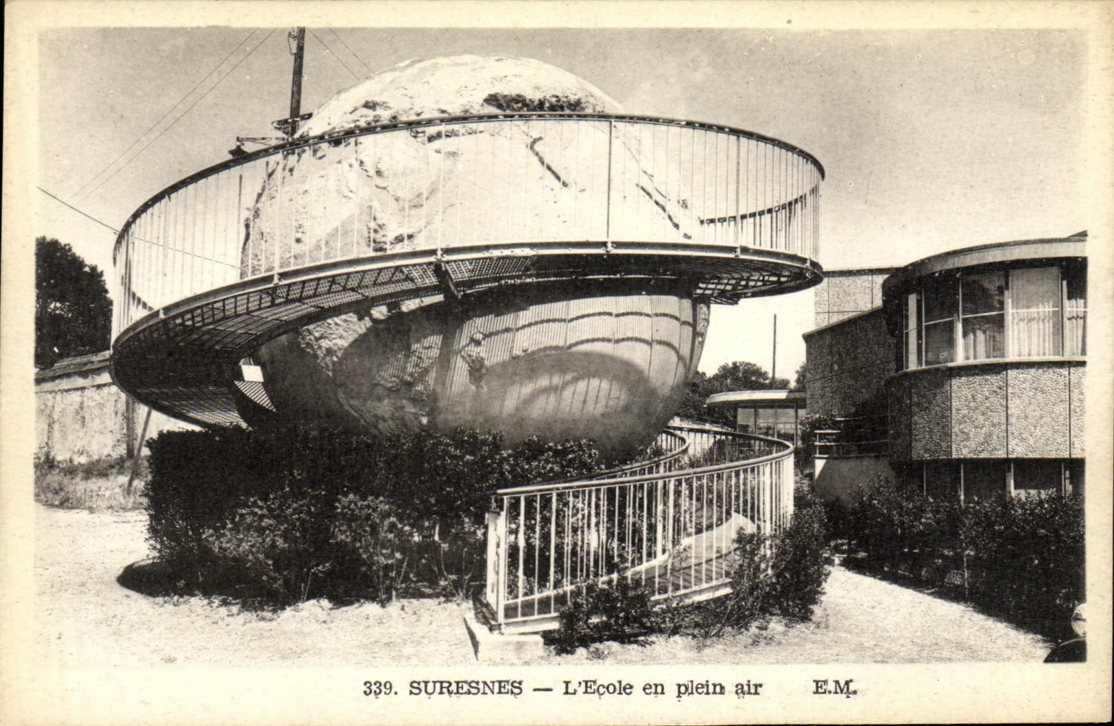 POSTAL Suresnes L escuela de la VENDIMIA en el aire abierto