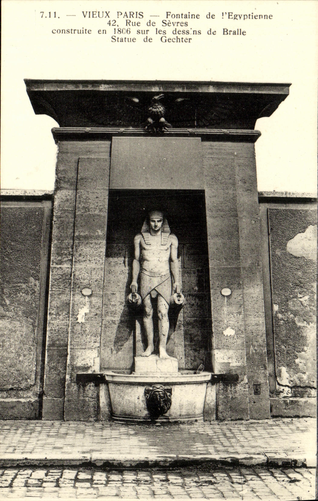 CPA Vieux Paris Fontaine de l Egyptienne Rue de Sevres Egypte