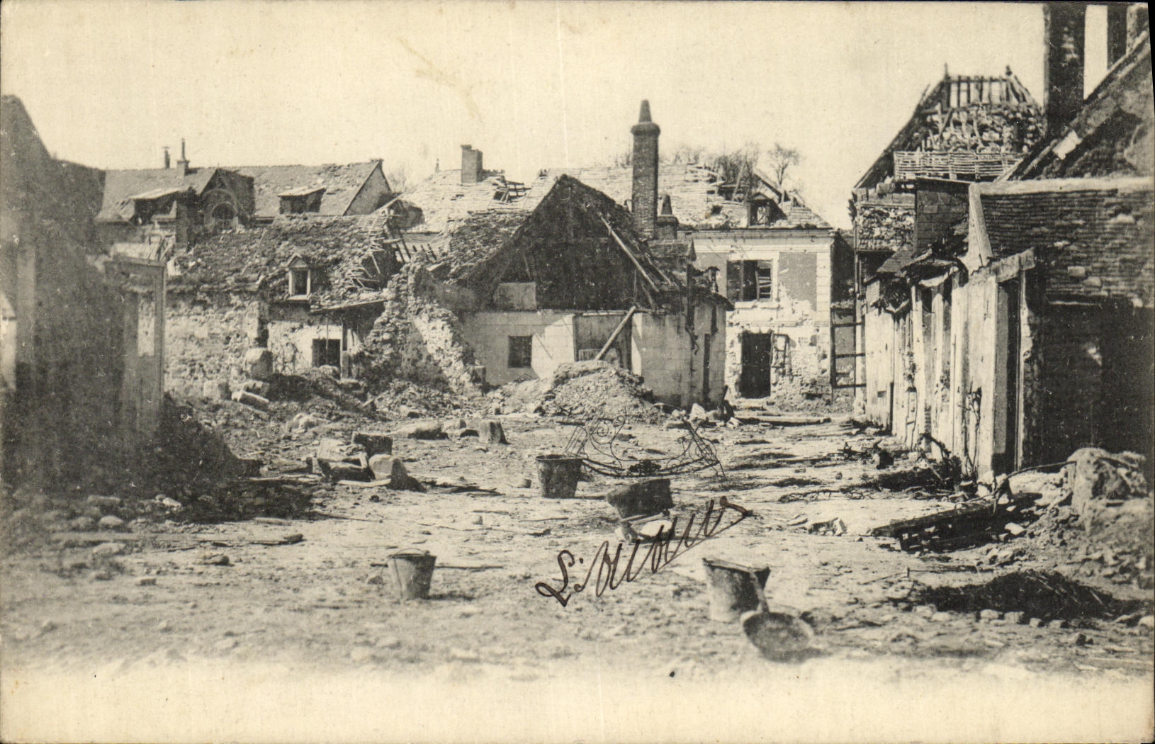 CPA Ruines Militaria