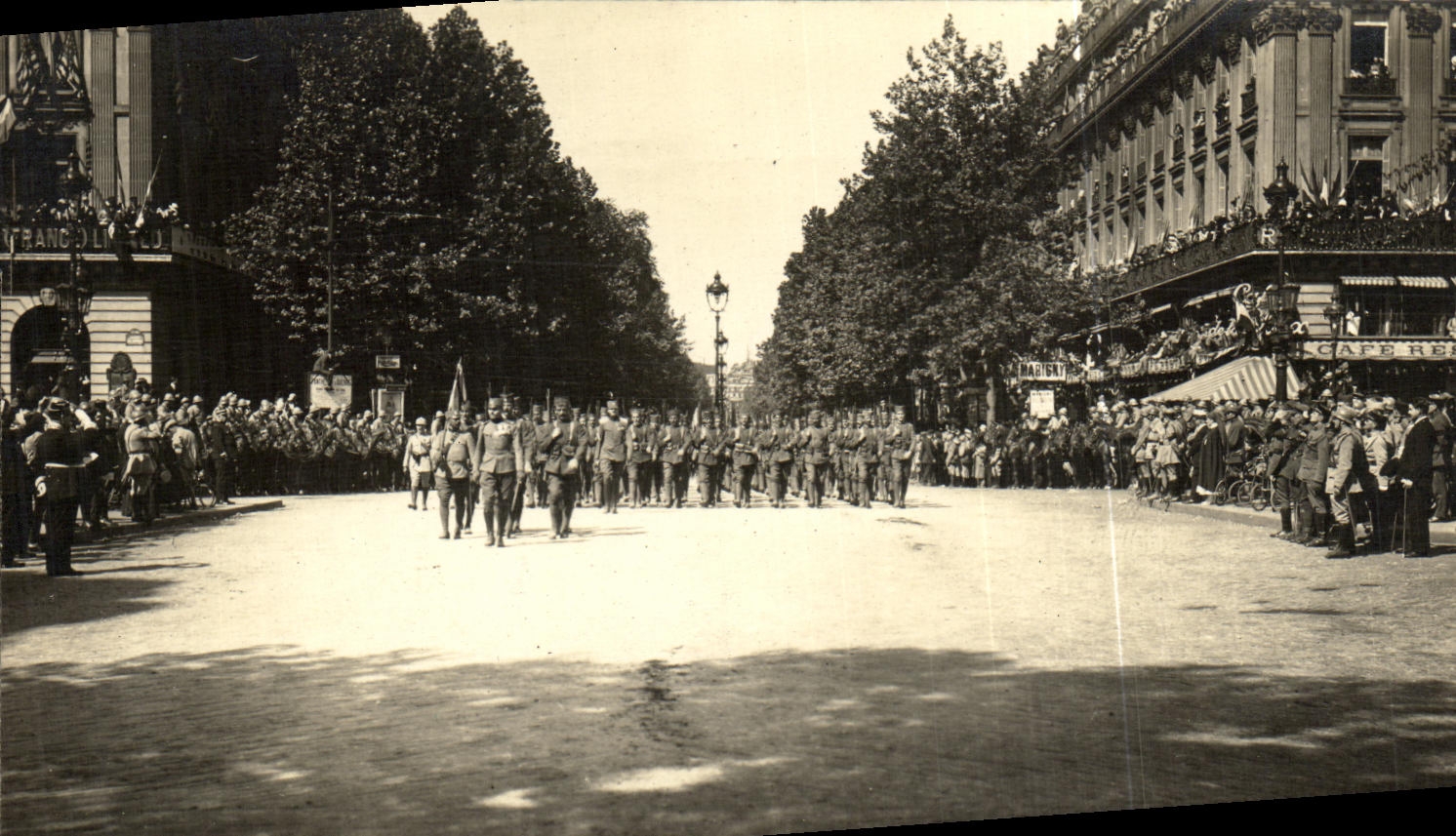 VINTAGE POSTCARD Festivals of July 14th 1919 Militaria Paris