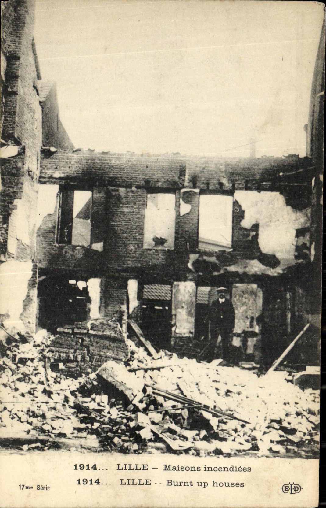 VINTAGE POSTCARD Lille Burnt Houses Militaria