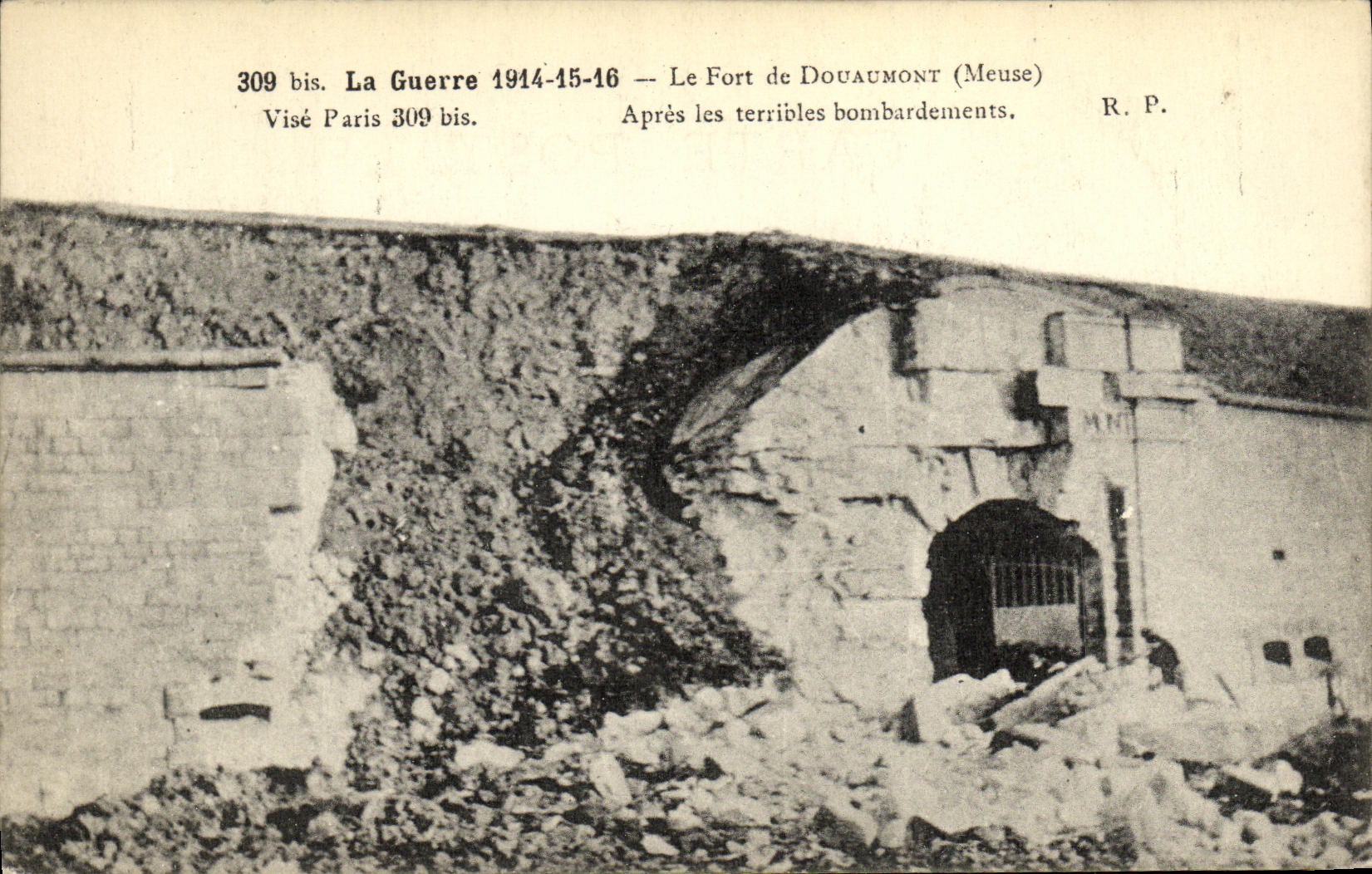 VINTAGE POSTCARD the War the Fort of Douaumont After the Terrible Militaria Bombardments