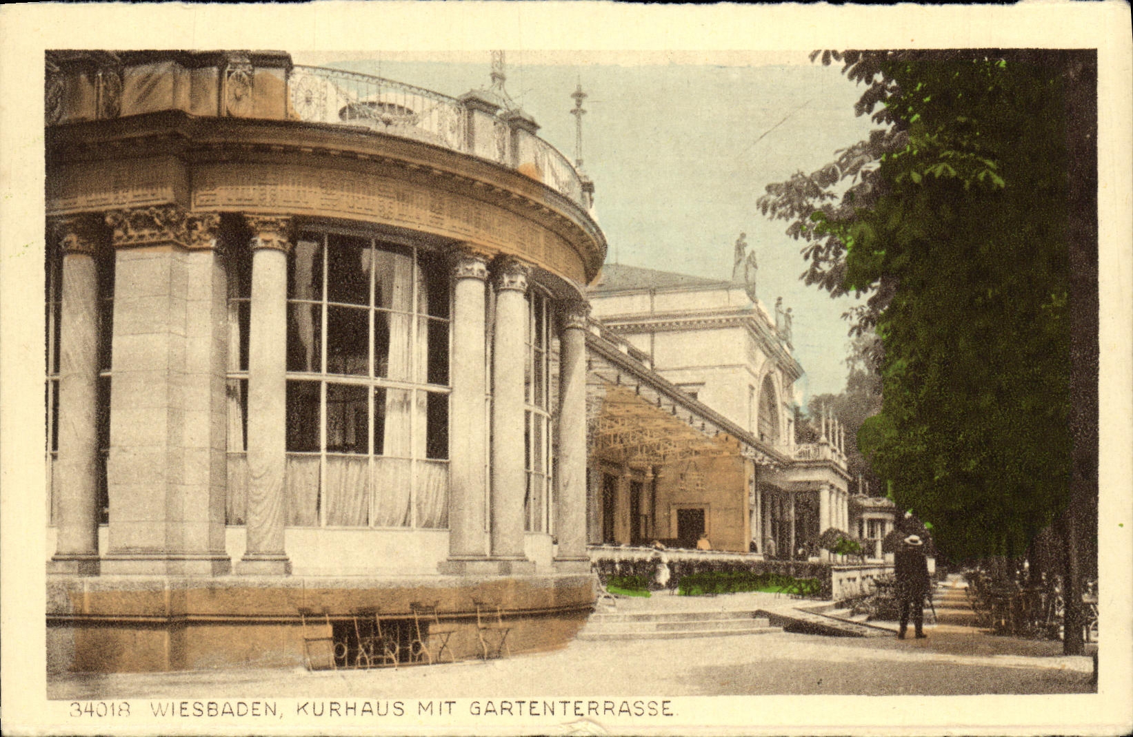VINTAGE POSTCARD Wiesbaden Kurhaus put Gartenterrasse