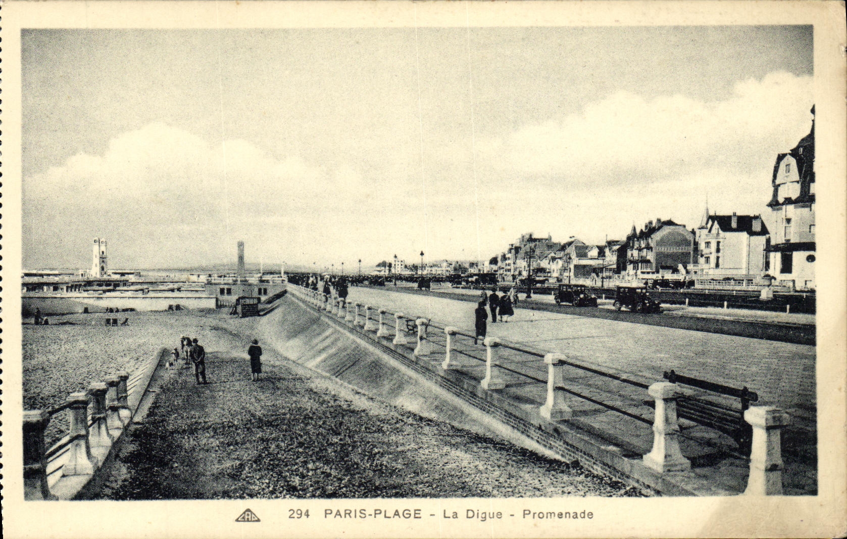 CPA Paris Plage La Digue Promenade