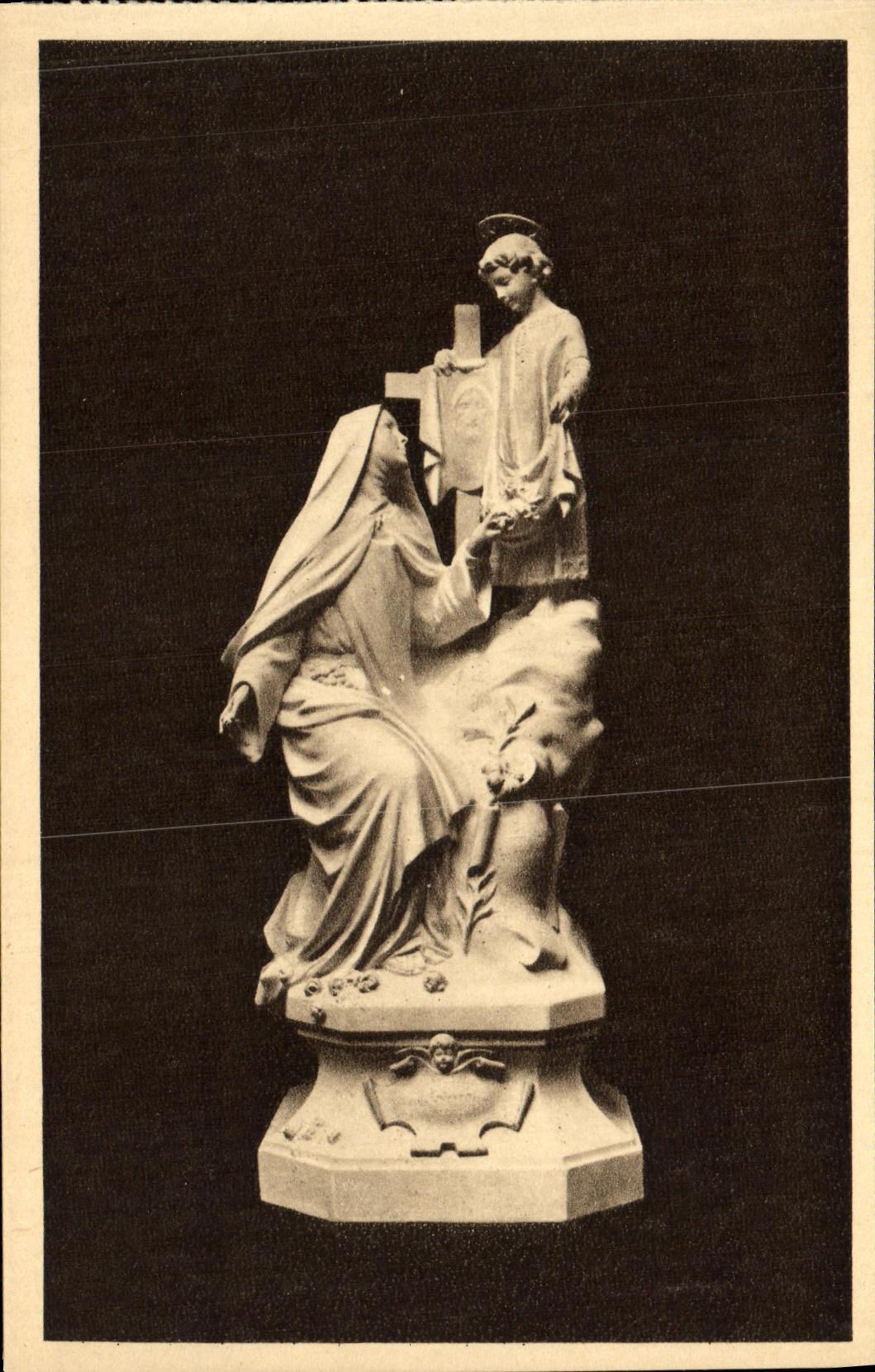 CPA Les Buissonnets Statue de Sainte Therese de l enfant Jesus