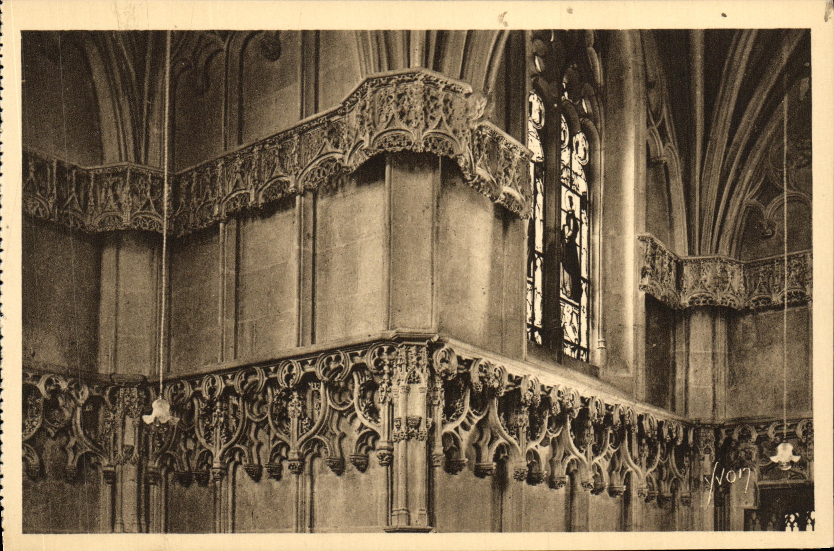 CPA Amboise Chateau Interieur de la Chapelle Saint Hubert