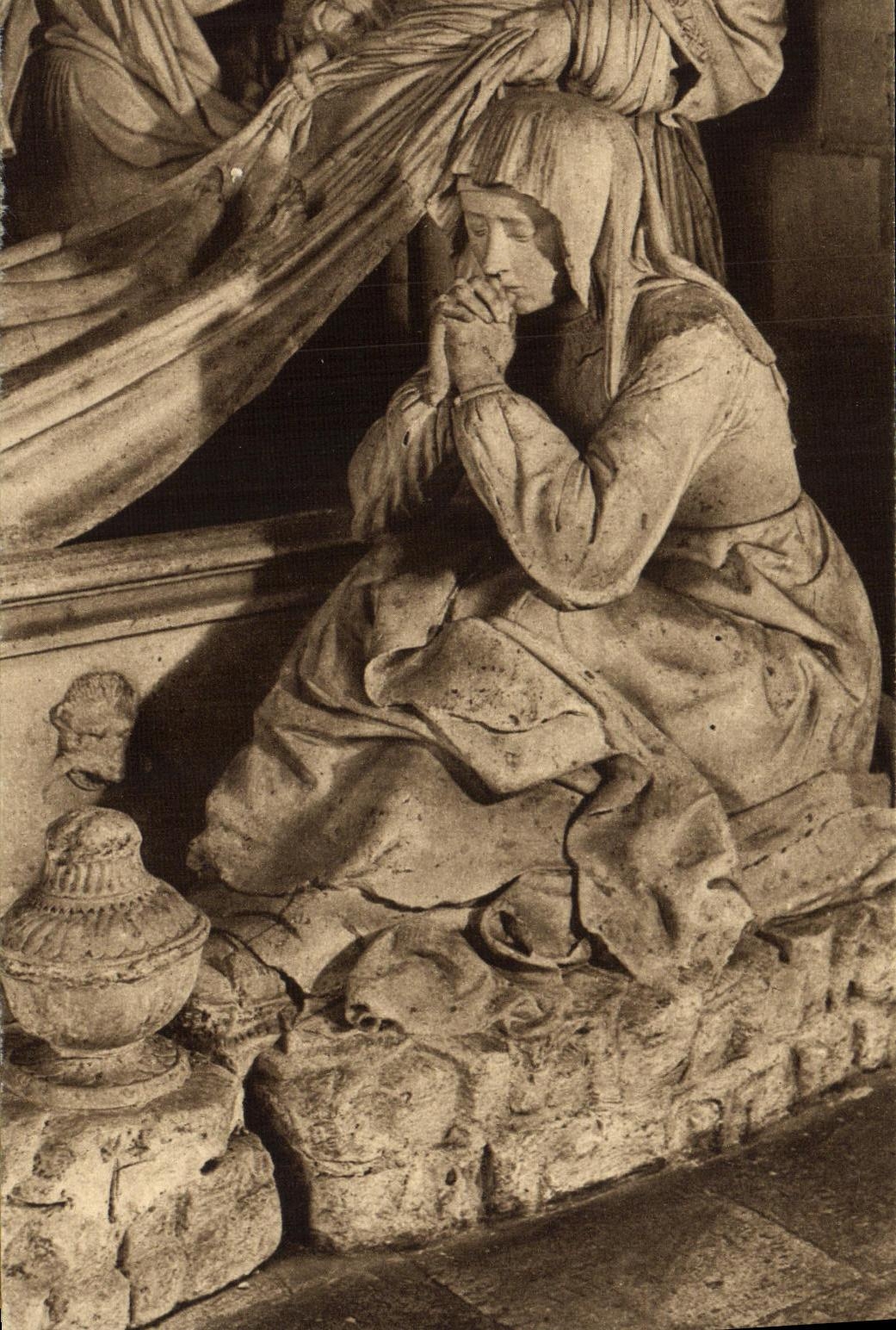 CPA Les Saints De Solesmes La Madeleine Au Tombeau
