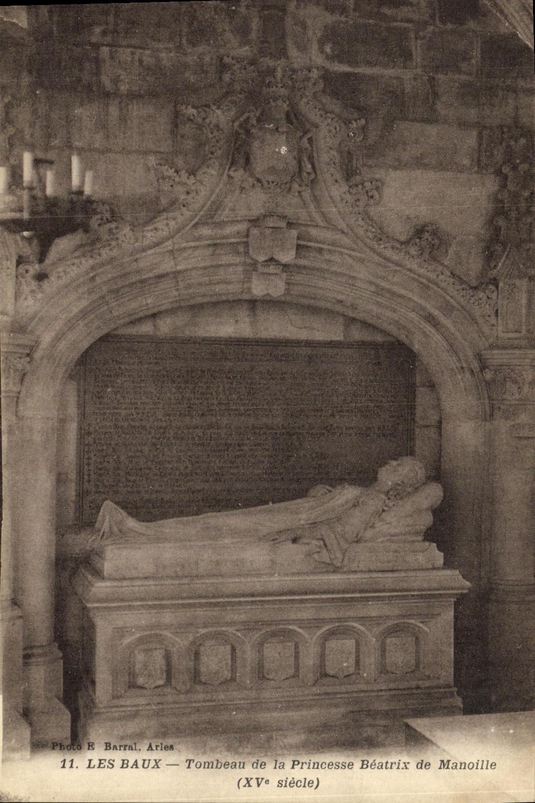 CPA Les Baux Tombeau de la Princesse Beatrix de Manoille