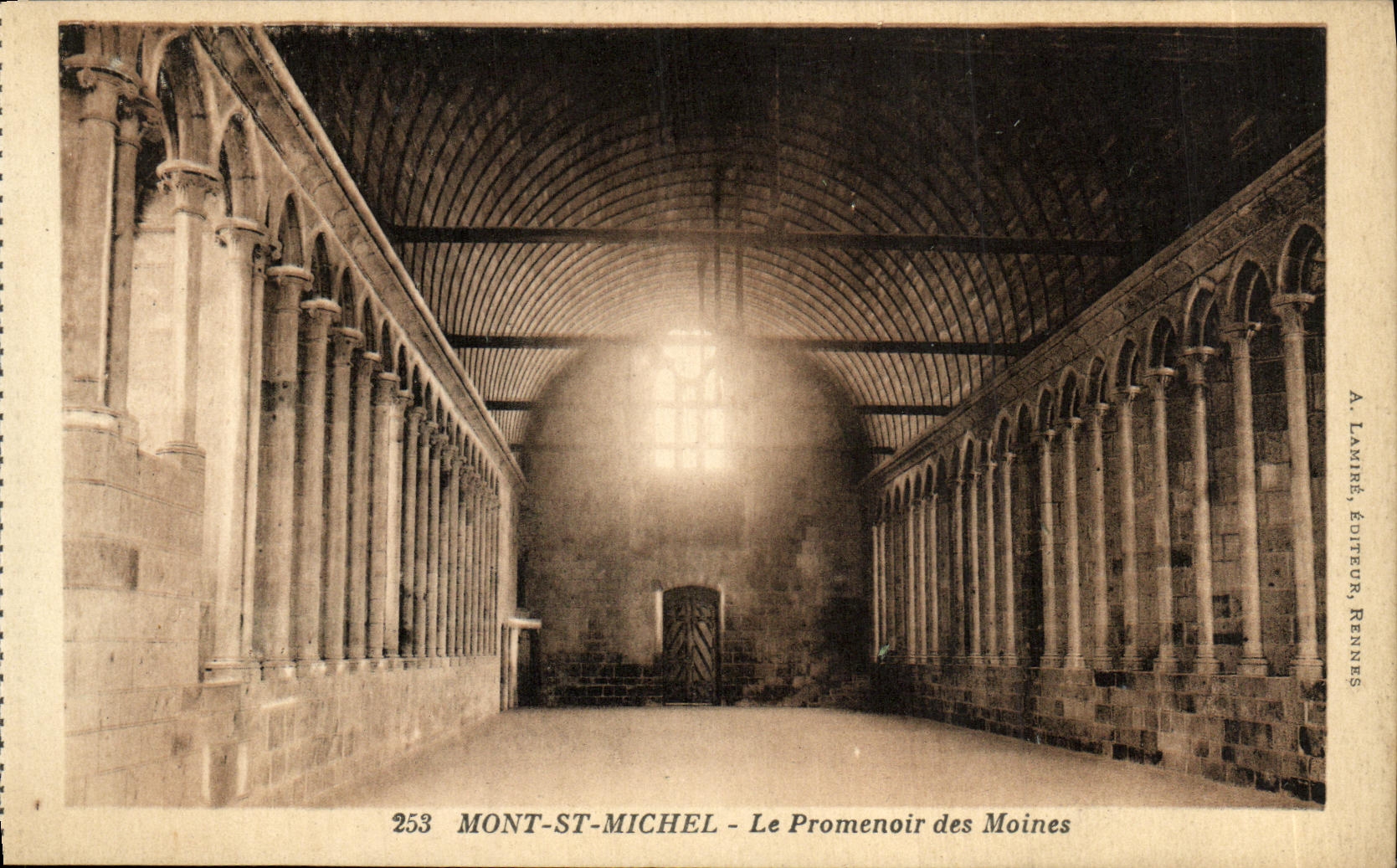 CPA Mont St Michel La Promenoir des Moines