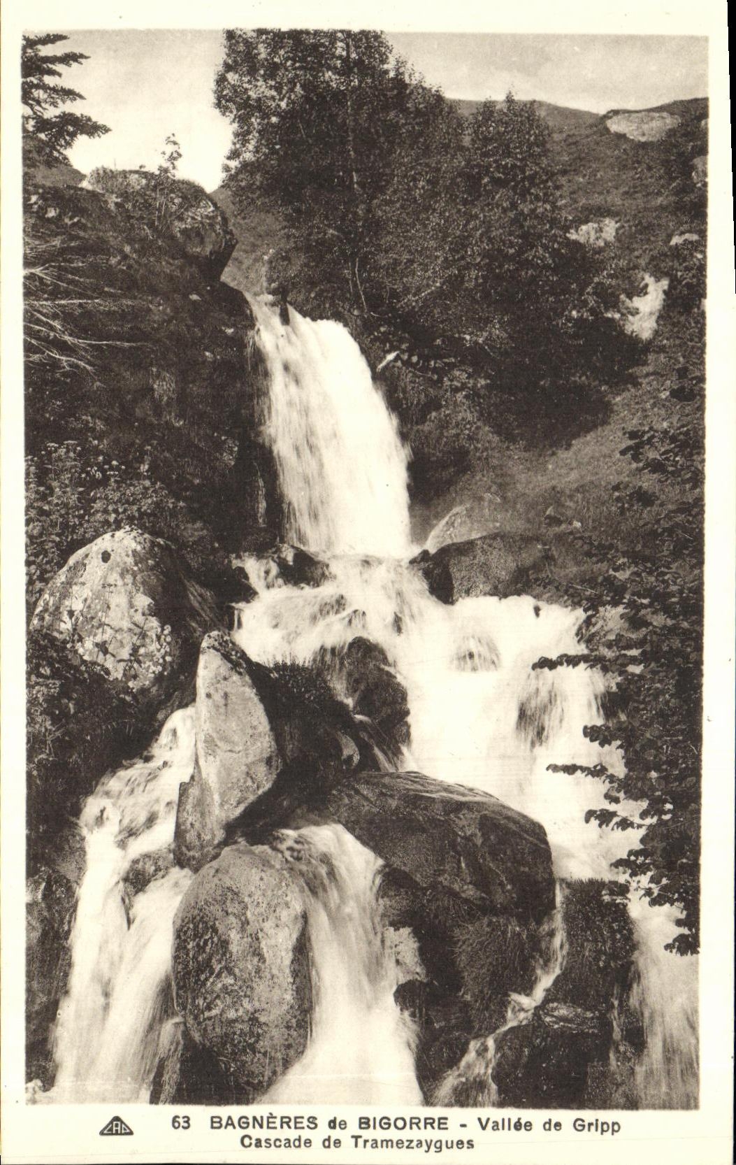 VINTAGE POSTCARD Bagneres de Bigorre the Valley of Gripp Cascades of Tramzaygues