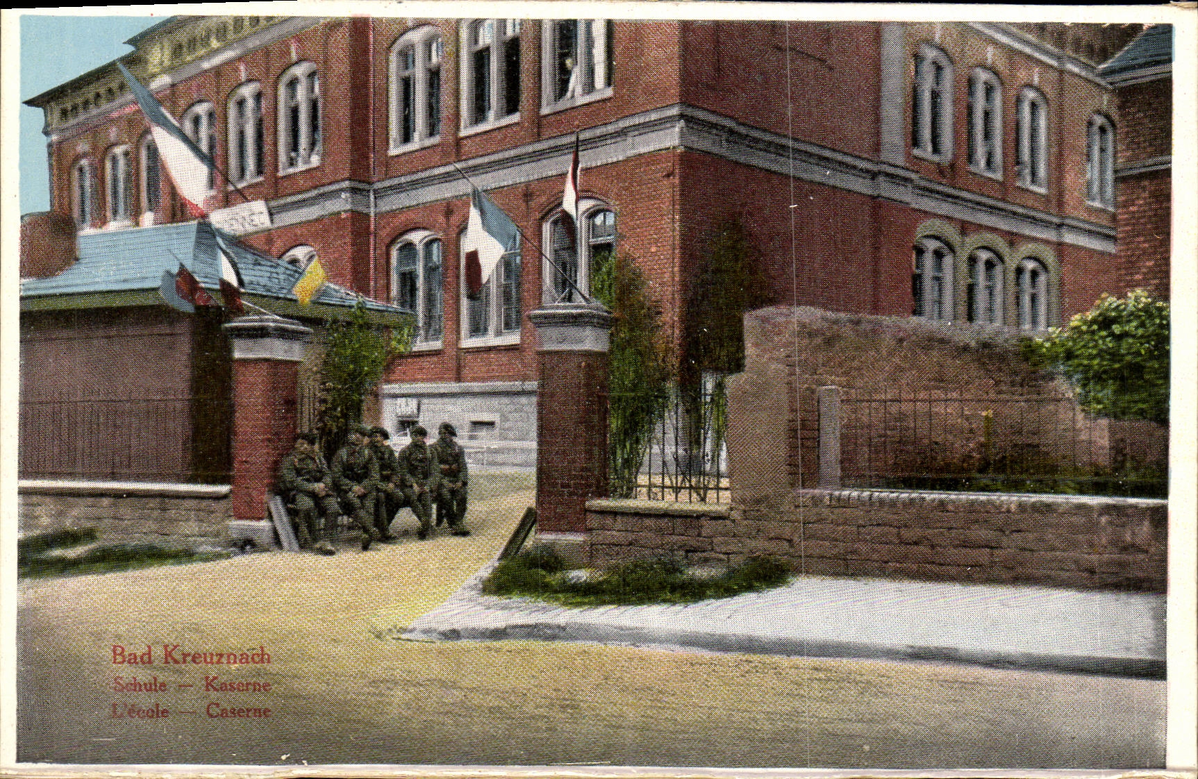 VINTAGE POSTCARD Bad kreuznach Schule Kaserne Militaria