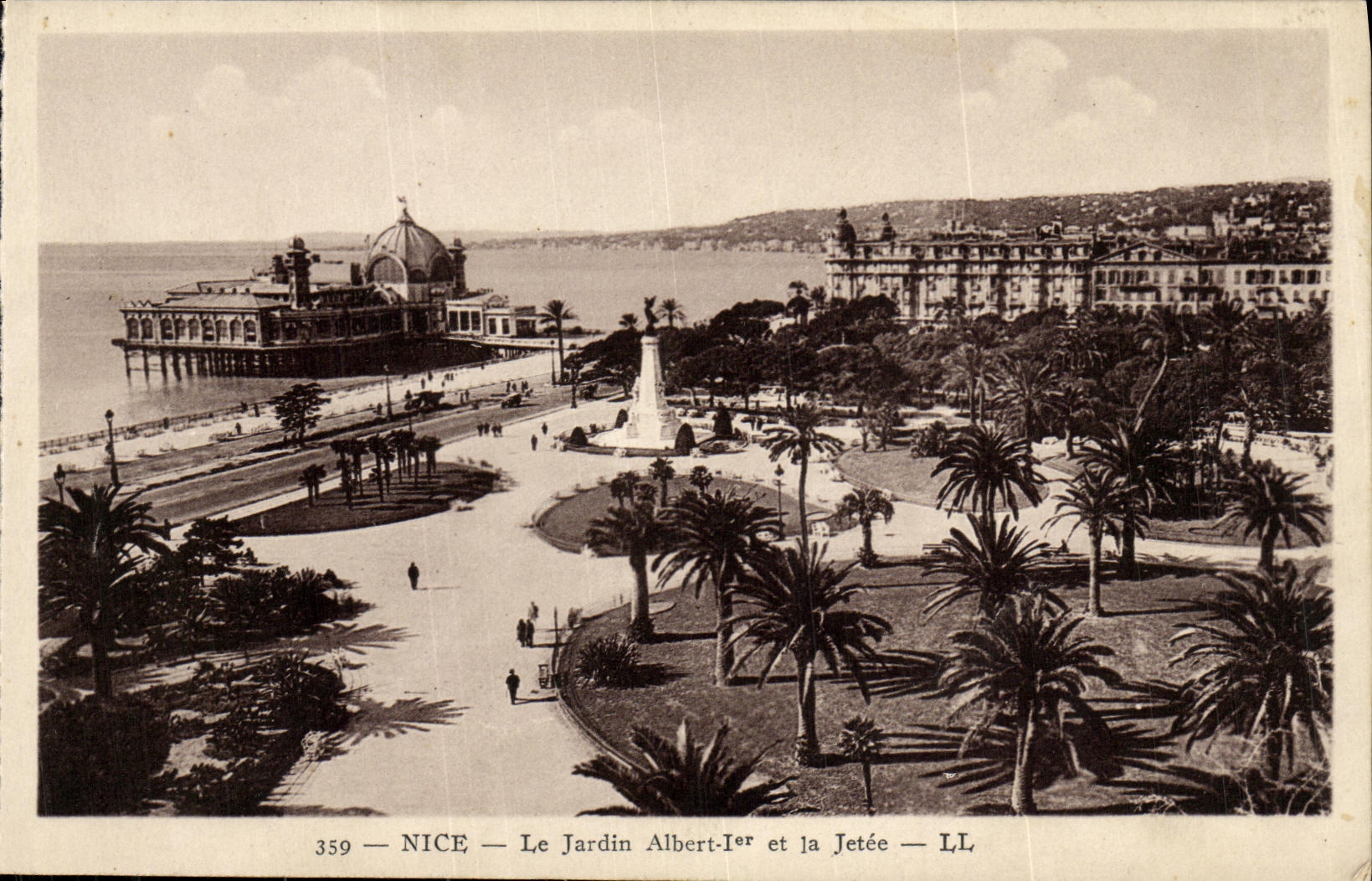 CPA Nice Le Jardin Albert 1er et la Jetee