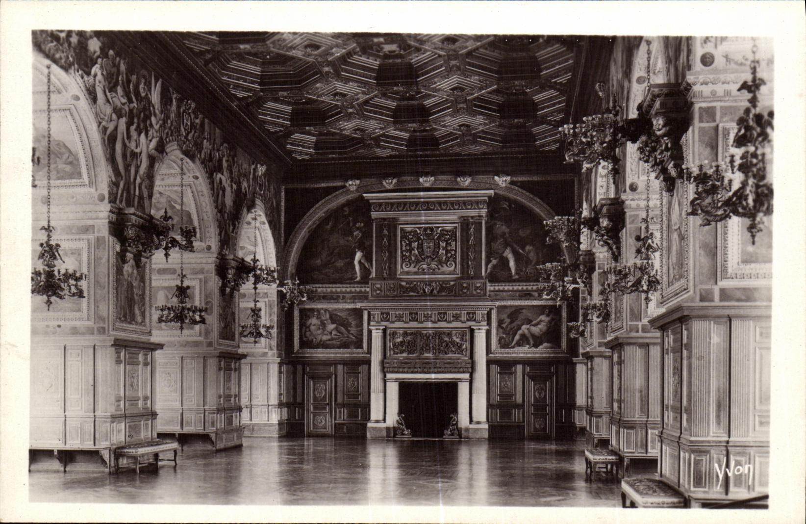 CPA La Douce France Palais De Fontainebleau Galerie Henri II