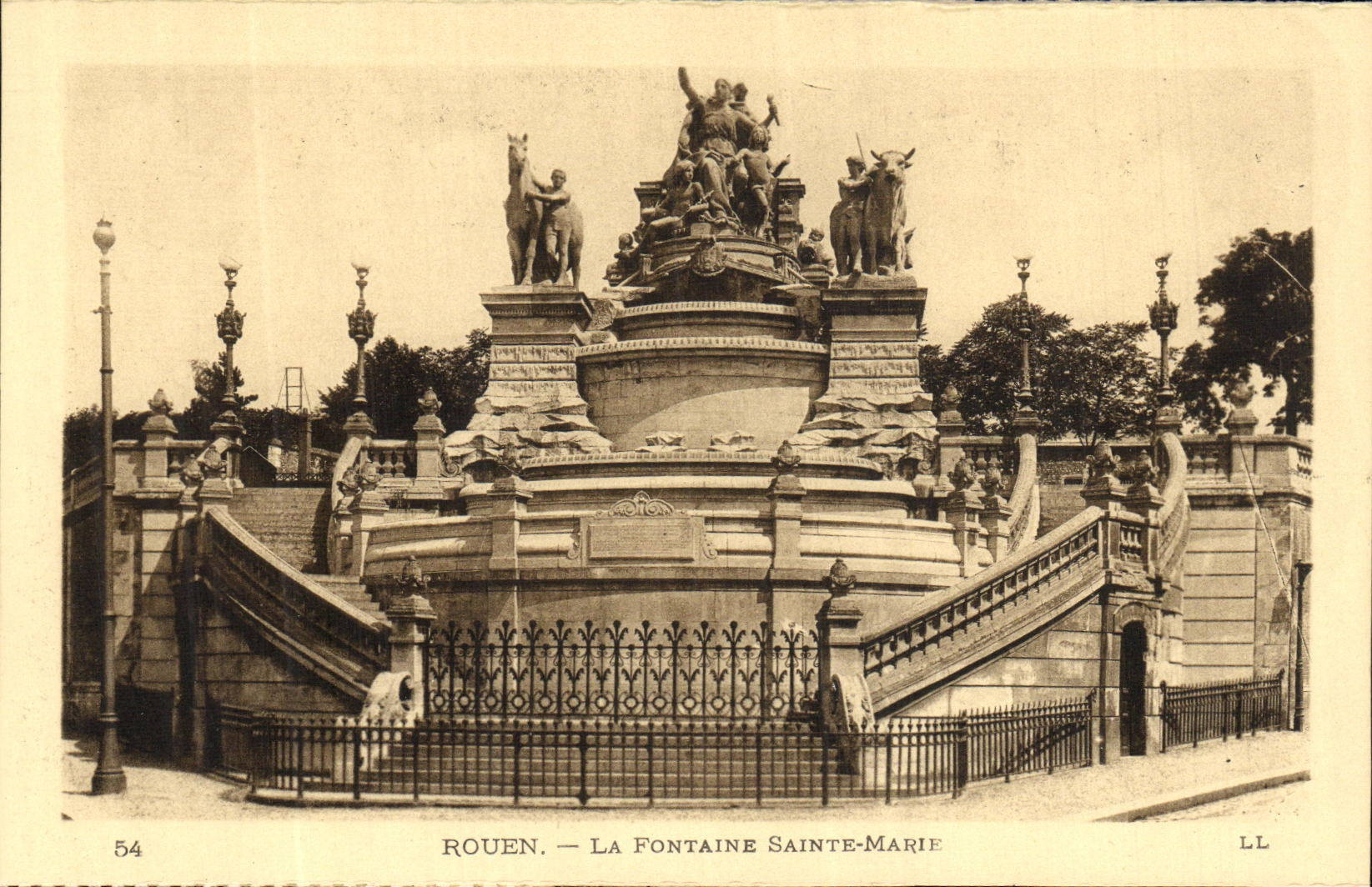 CAPE Rouen the Fountain Sainte Marie