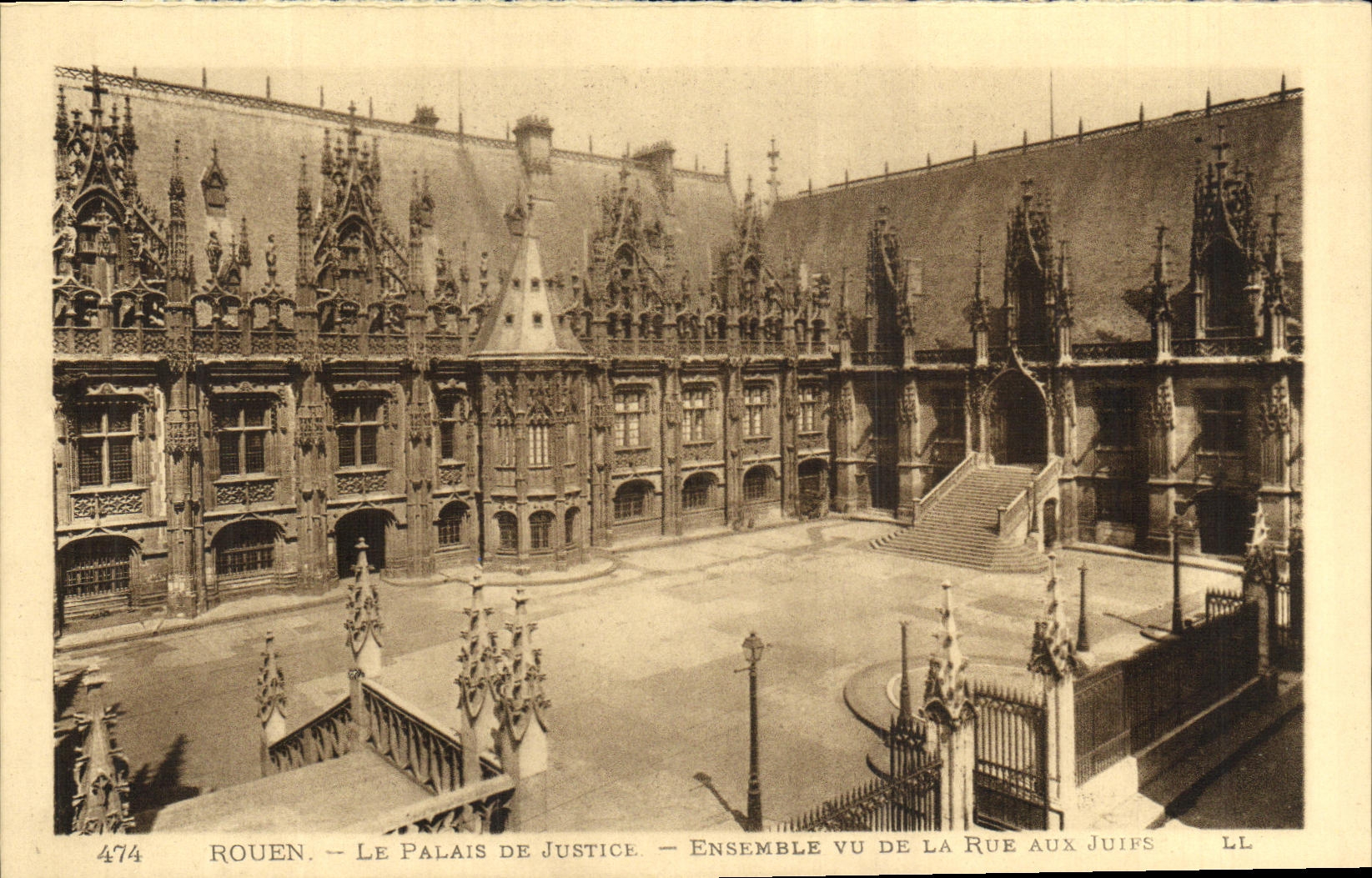 VINTAGE POSTCARD Rouen Law courts Seen Together Of the Street To the Jews
