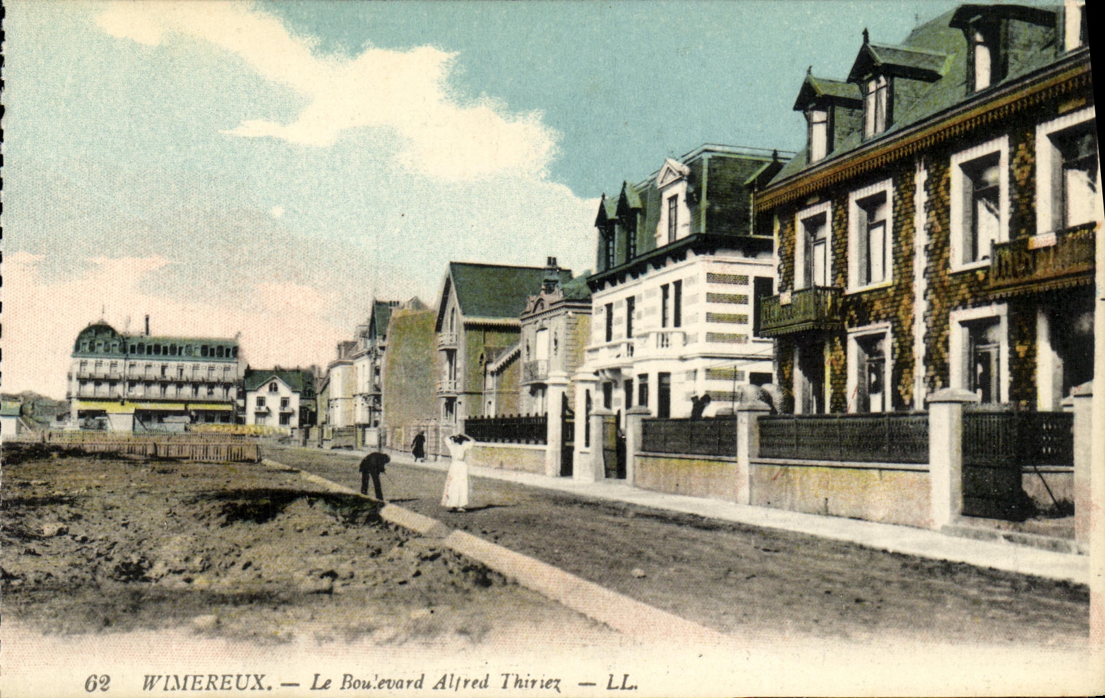 CPA Wimereux Le Boulevard Alfred Thiriez