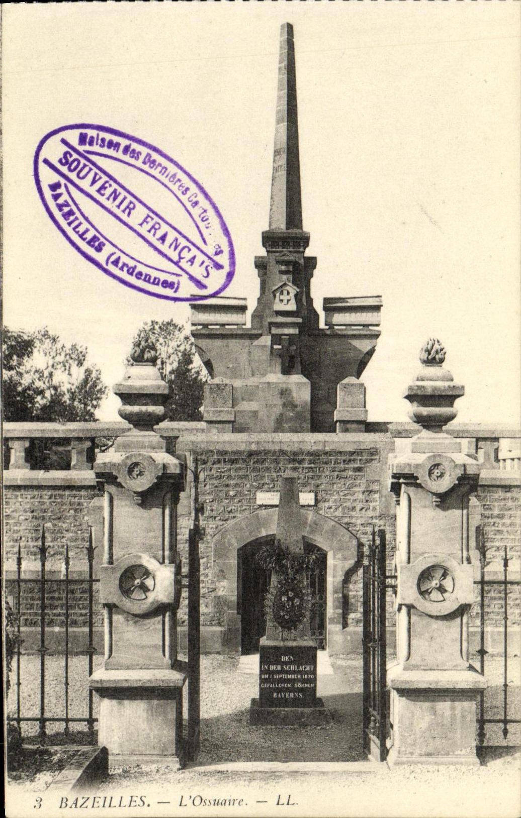 CPA Bazeilles L Ossuaire Maison de la derniere cartouche 