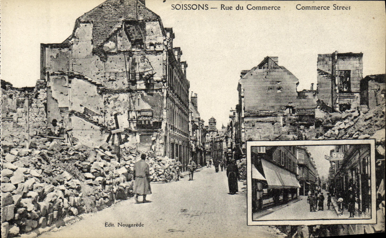 CPA Soissons Rue du Commerce Militaria