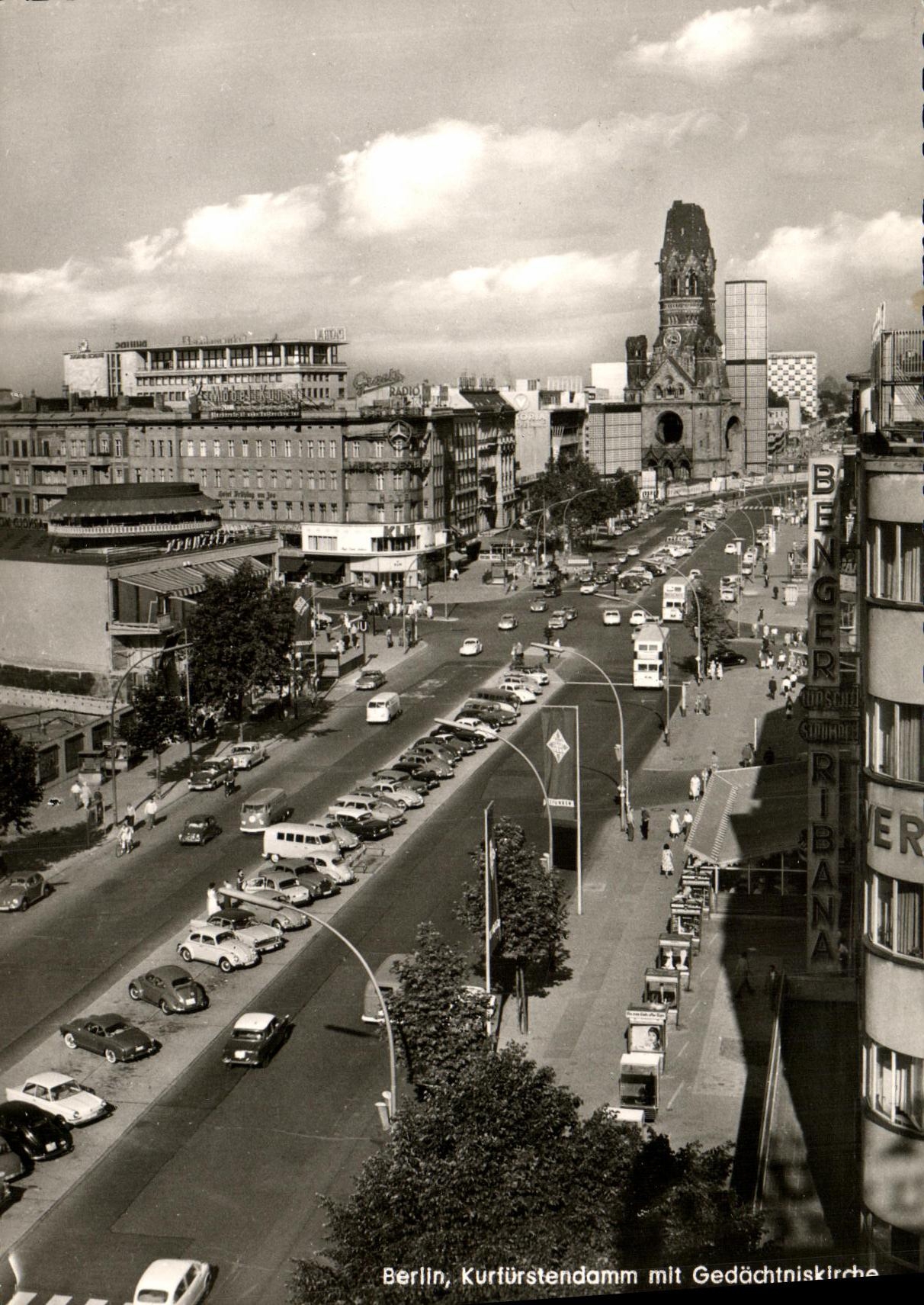 MODERN CARD Beriln Kurturstendamm MIT Gedachtniskirche