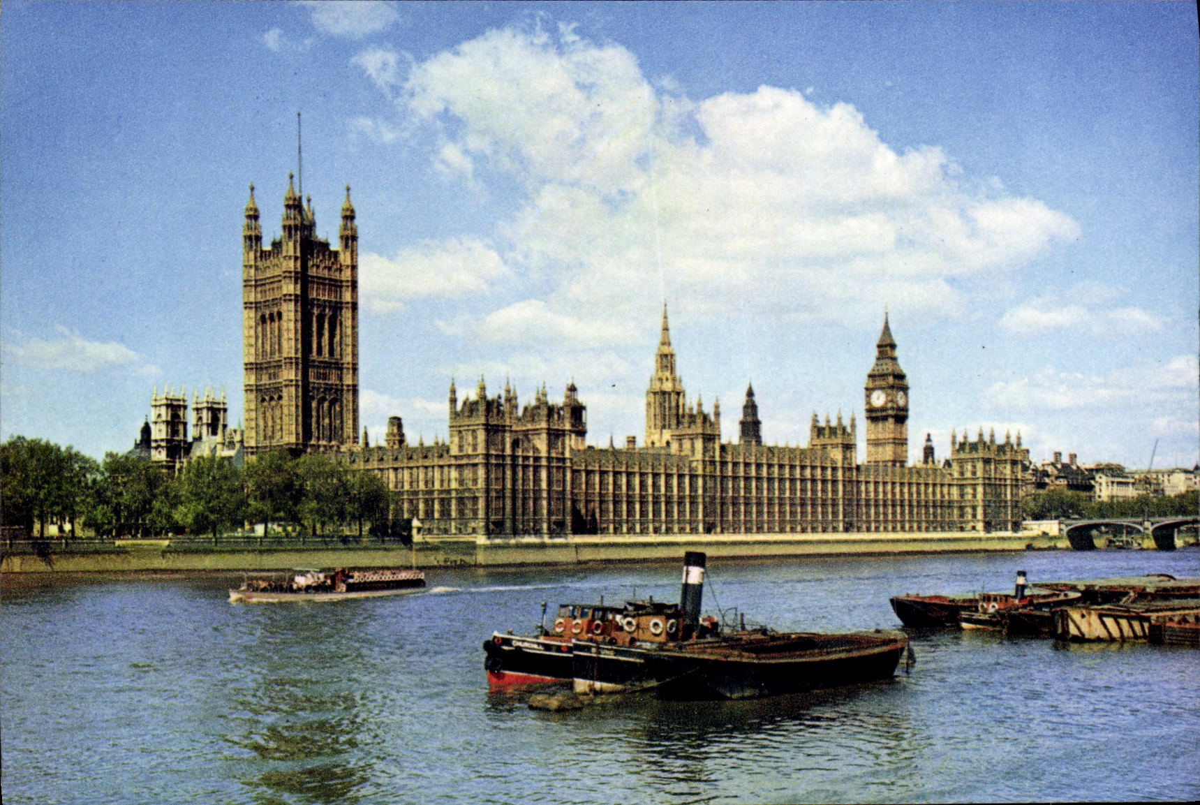 MODERN CARD London The Houses off Parliament one the Bank off The Thames At Westminster