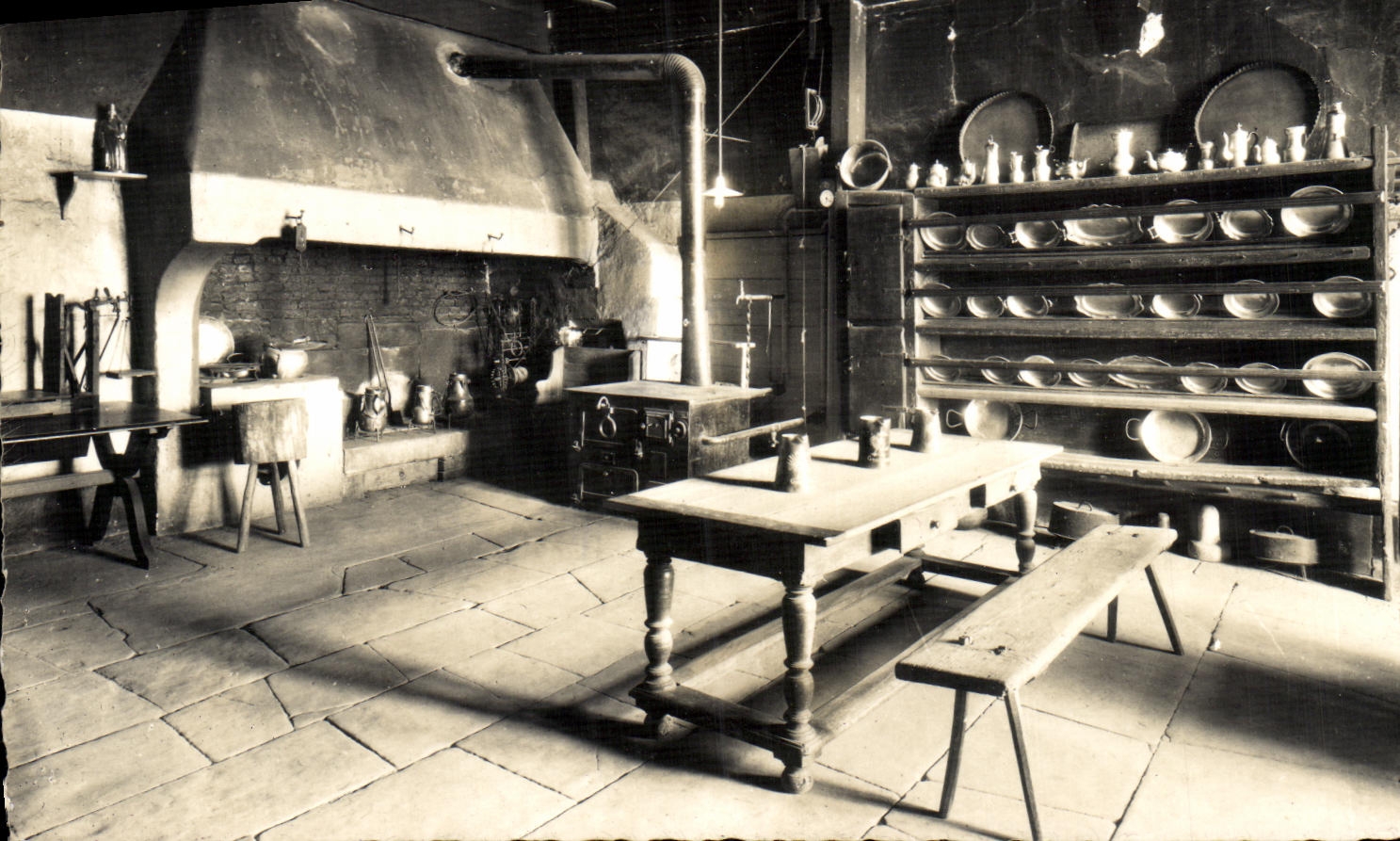 CPM Chateau de Gruyeres La Cuisine