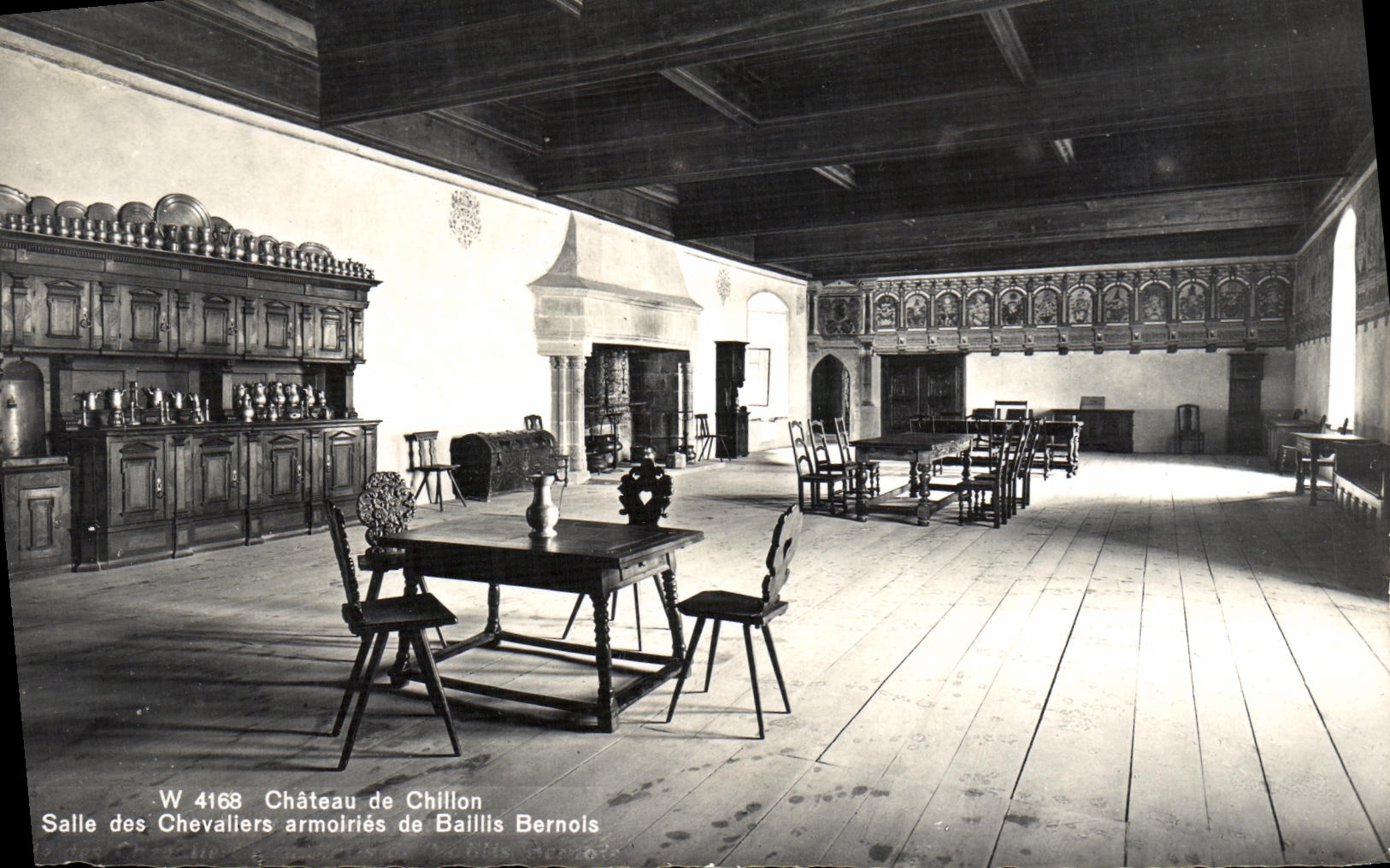 CPM Chateau de Chillon Chevallers Armolries de Balillis Bernois