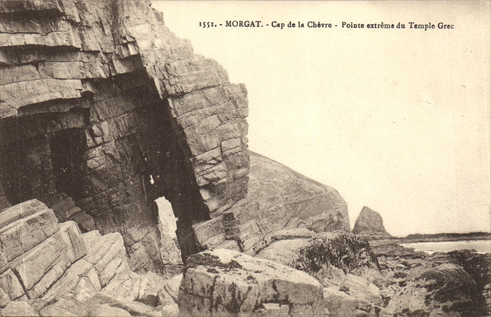 CPA Morgat Cap de la Chevre Pointe extreme du temple grec