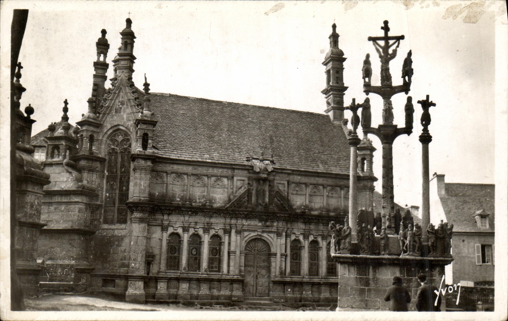 CPA Saint Thegonnec Finistere L ossuaire