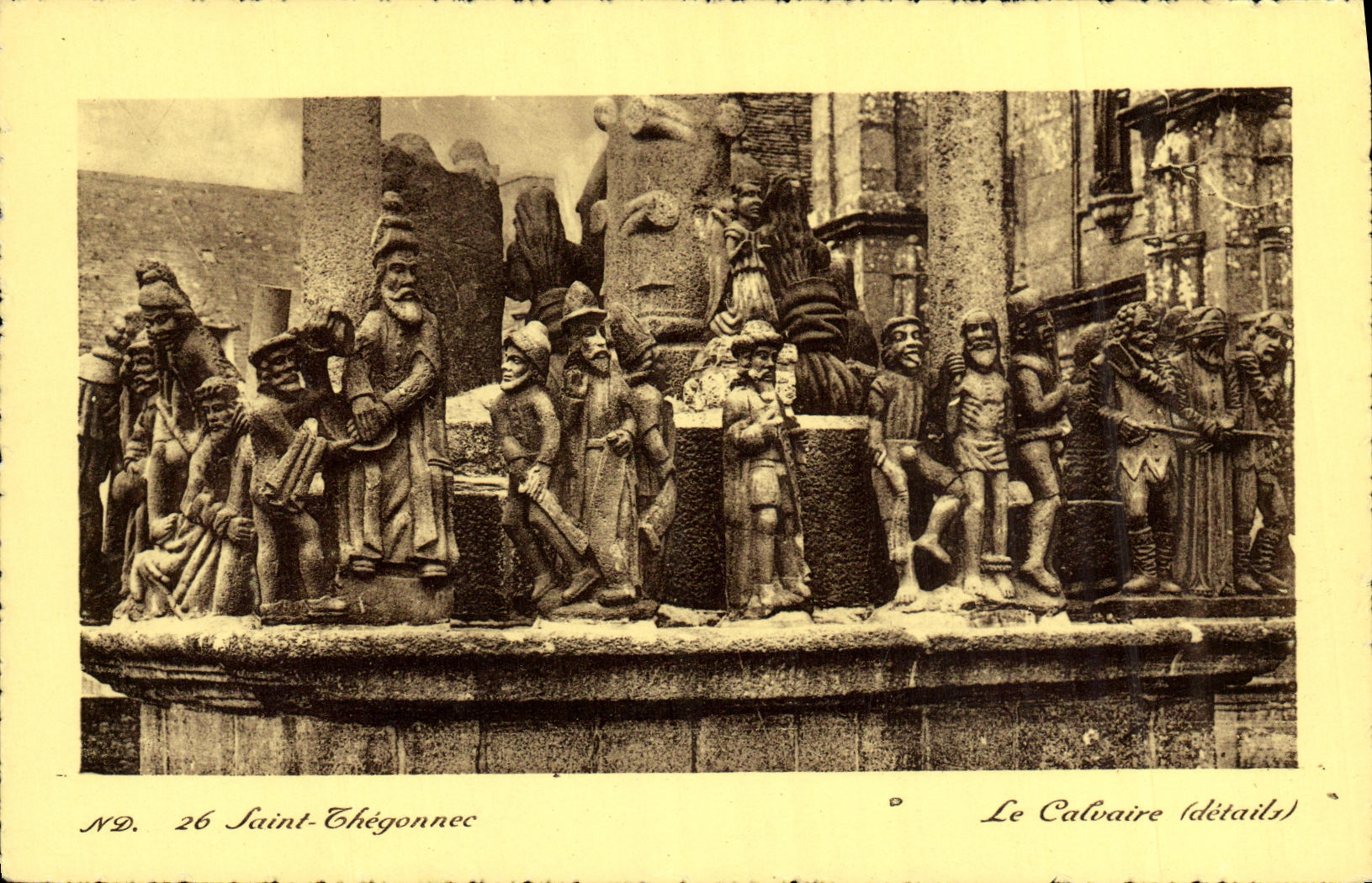 CPA Saint Thegonnec Le Calvaire DEtail