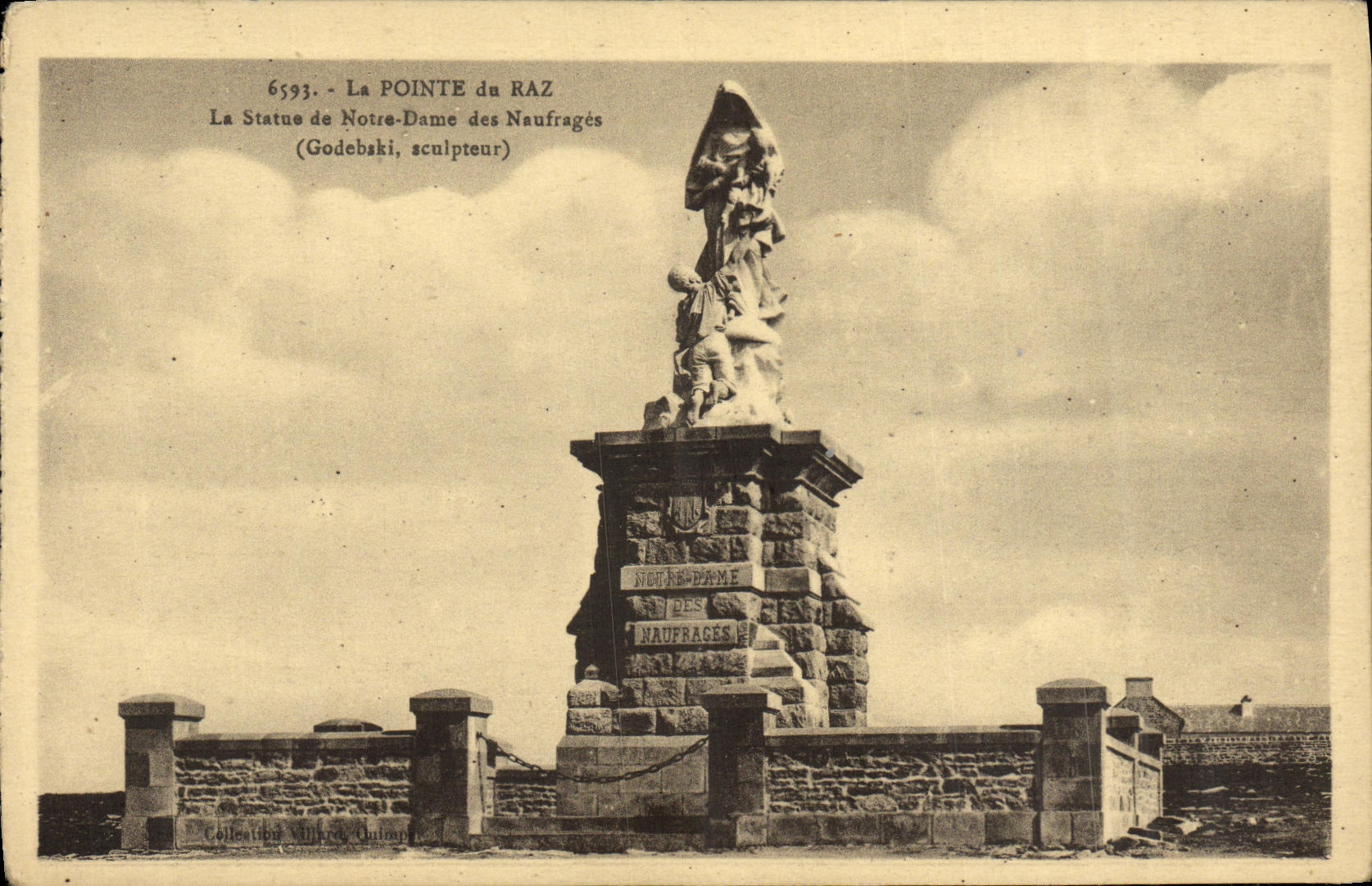 CPA Pointe Du Raz La Statue de Notre Dame des naufrages