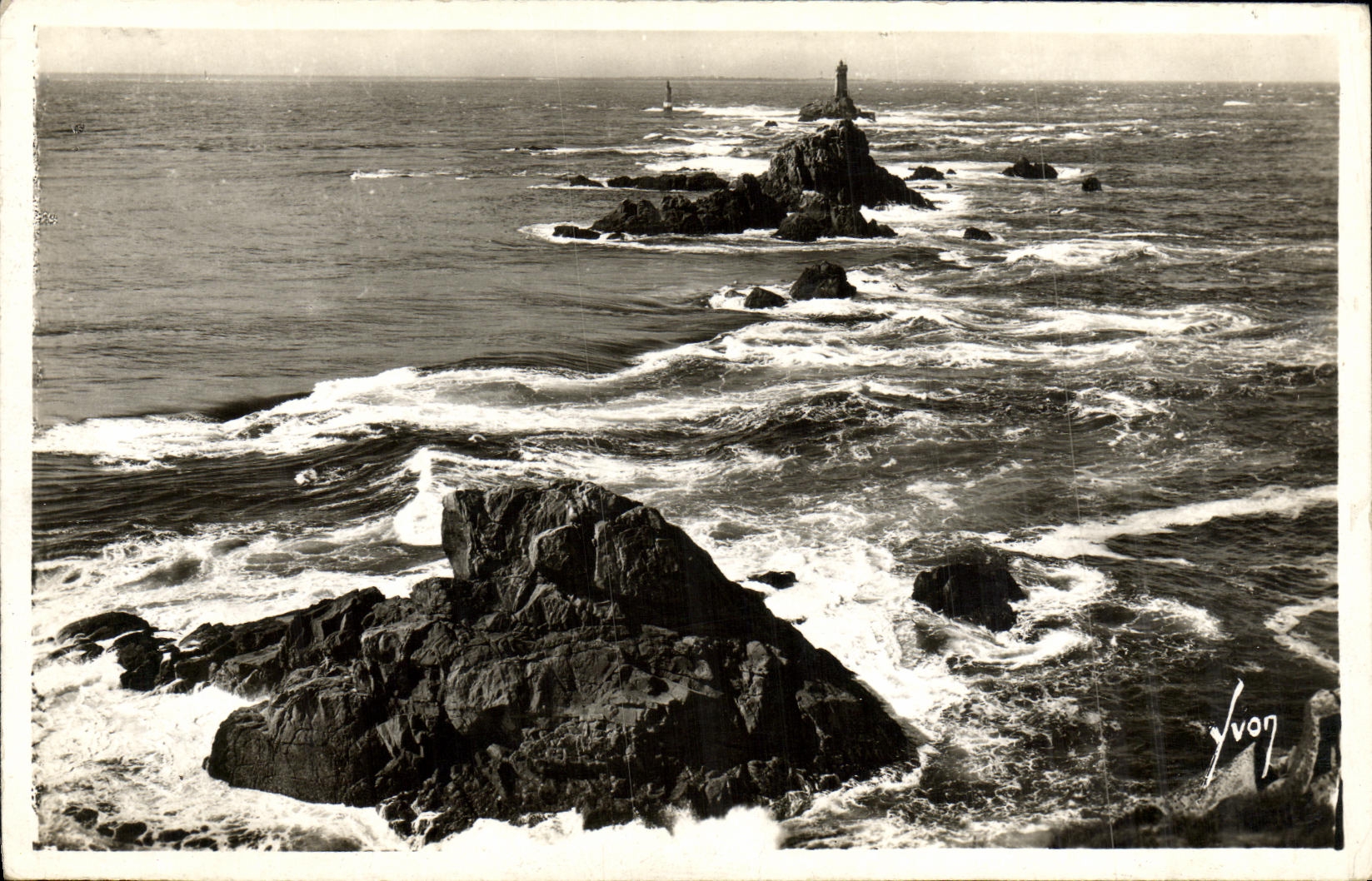 CPA Pointe Du Raz Finistere Rochers prolongeant l eperon du raz
