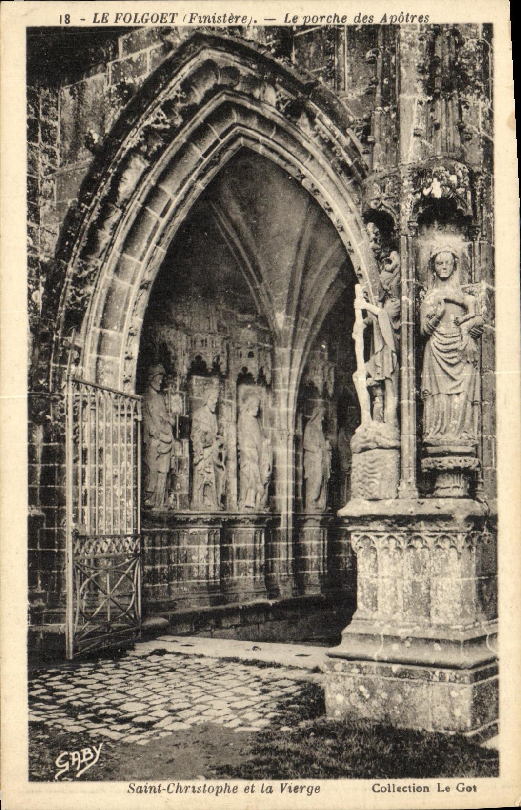 CPA Saint Christophe et la vierge Le Folgoet Le porche des apotres