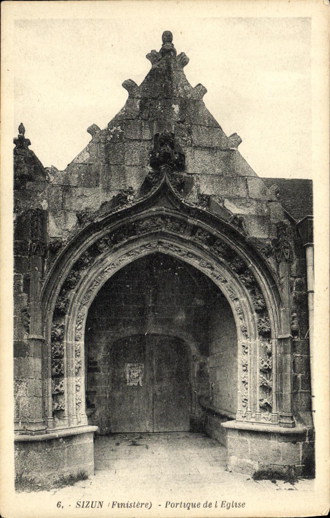 VINTAGE POSTCARD Sizun Gantry of L Church