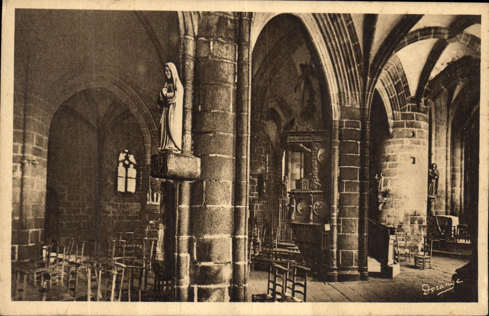 VINTAGE POSTCARD Locronan Interieur of L Low Church dimensions