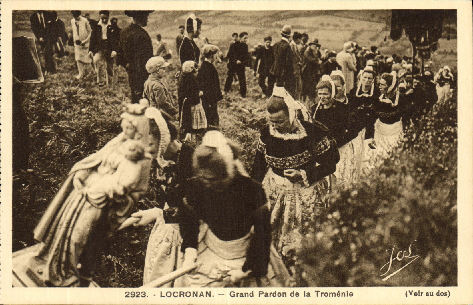 Perdon de Locronan de la POSTAL de la VENDIMIA gran del traje del folklore de Tromenie