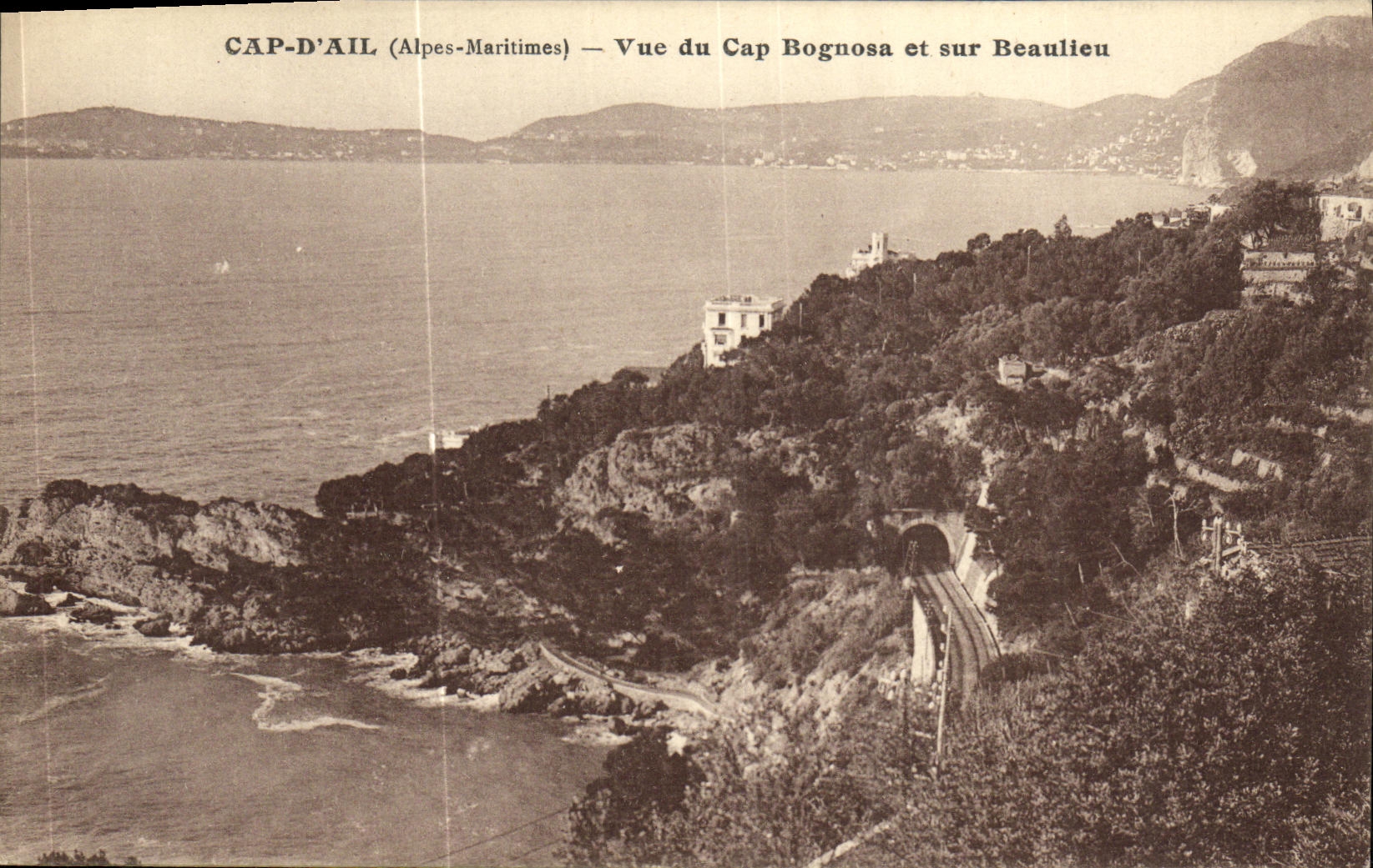 CPA Cap D Ail Vue du Cap Bognosa et sur Beaulieu