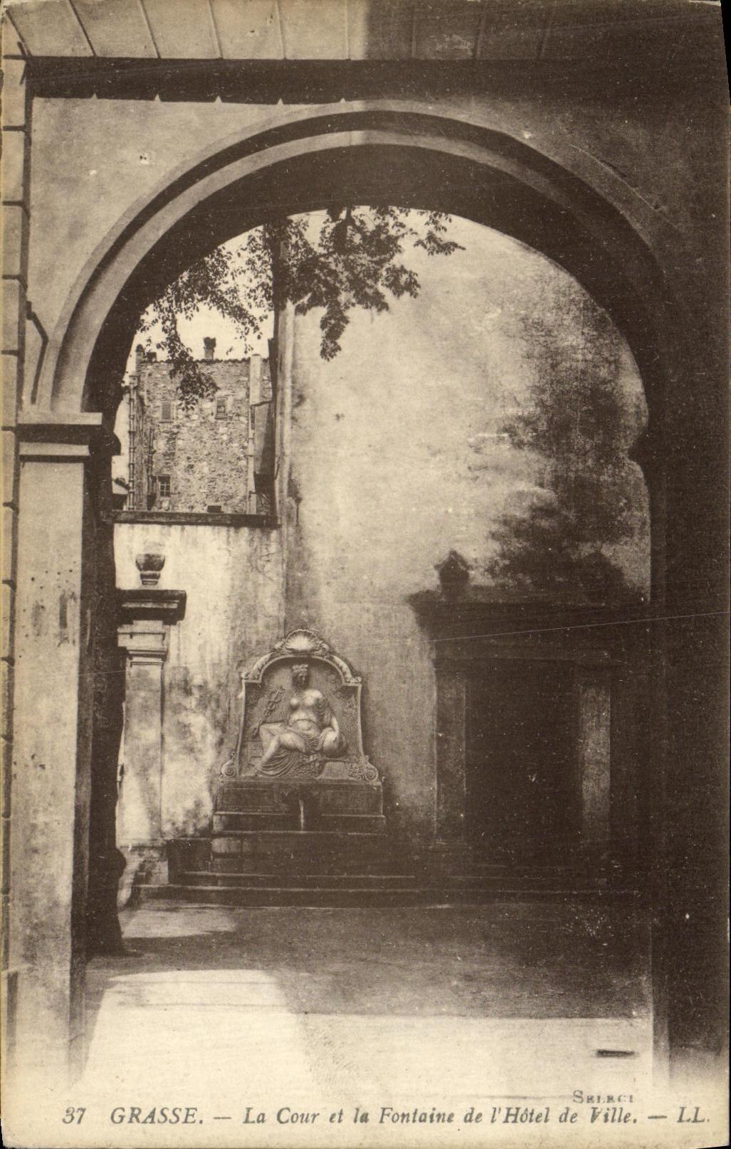 Corte grasa de la POSTAL de la VENDIMIA y la fuente del ayuntamiento